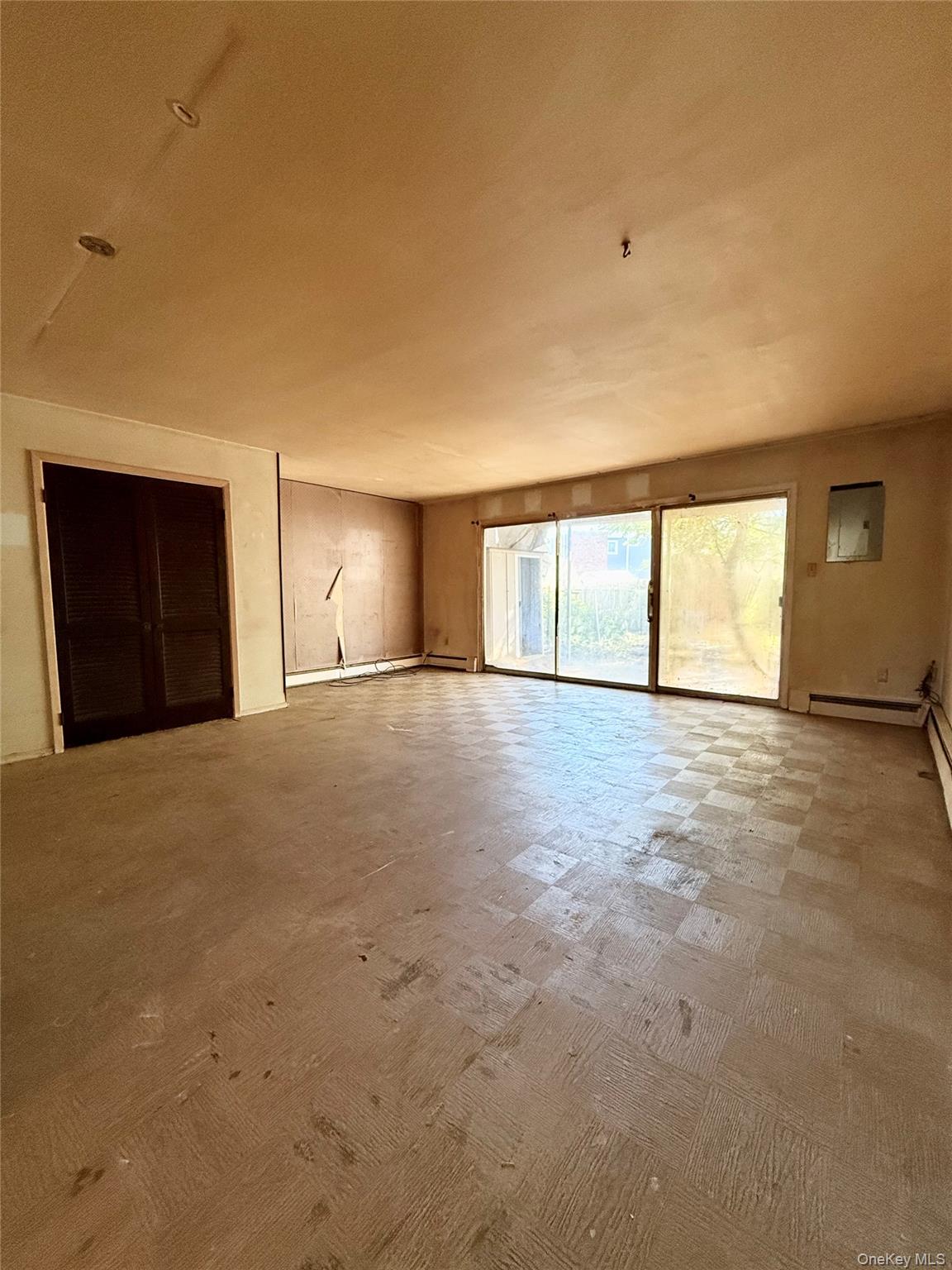 160 Halgren Crescent, Haverstraw, NY 10927