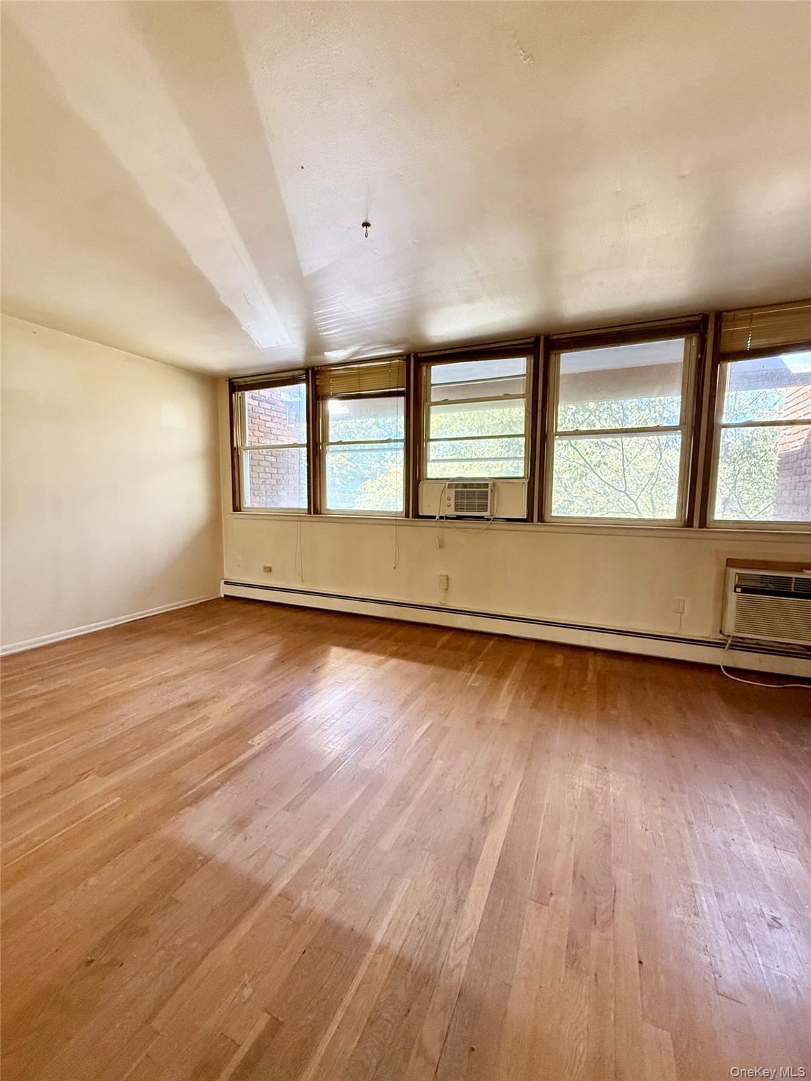 160 Halgren Crescent, Haverstraw, NY 10927