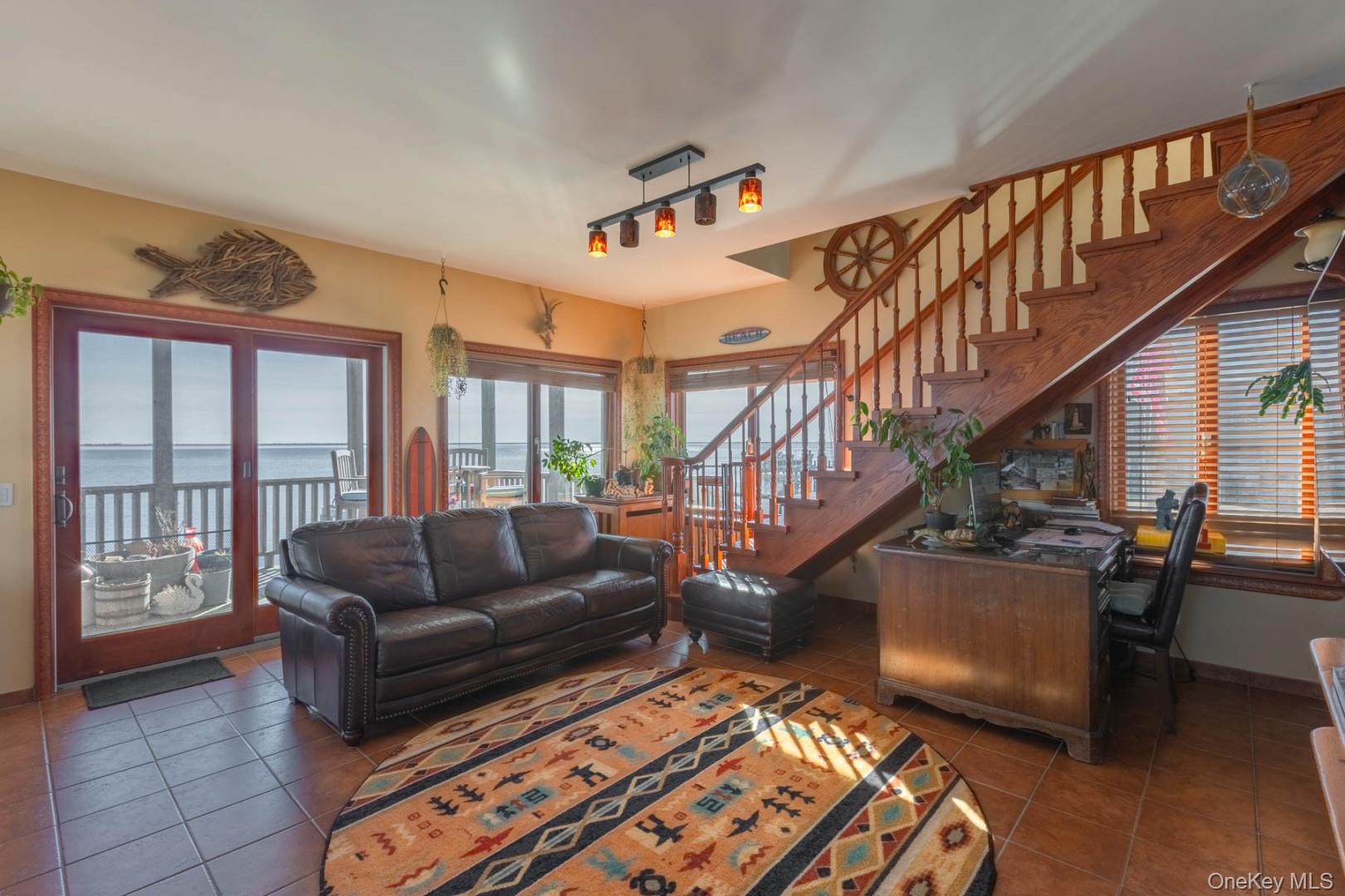 49 Bayview Avenue W, Lindenhurst, NY 11757