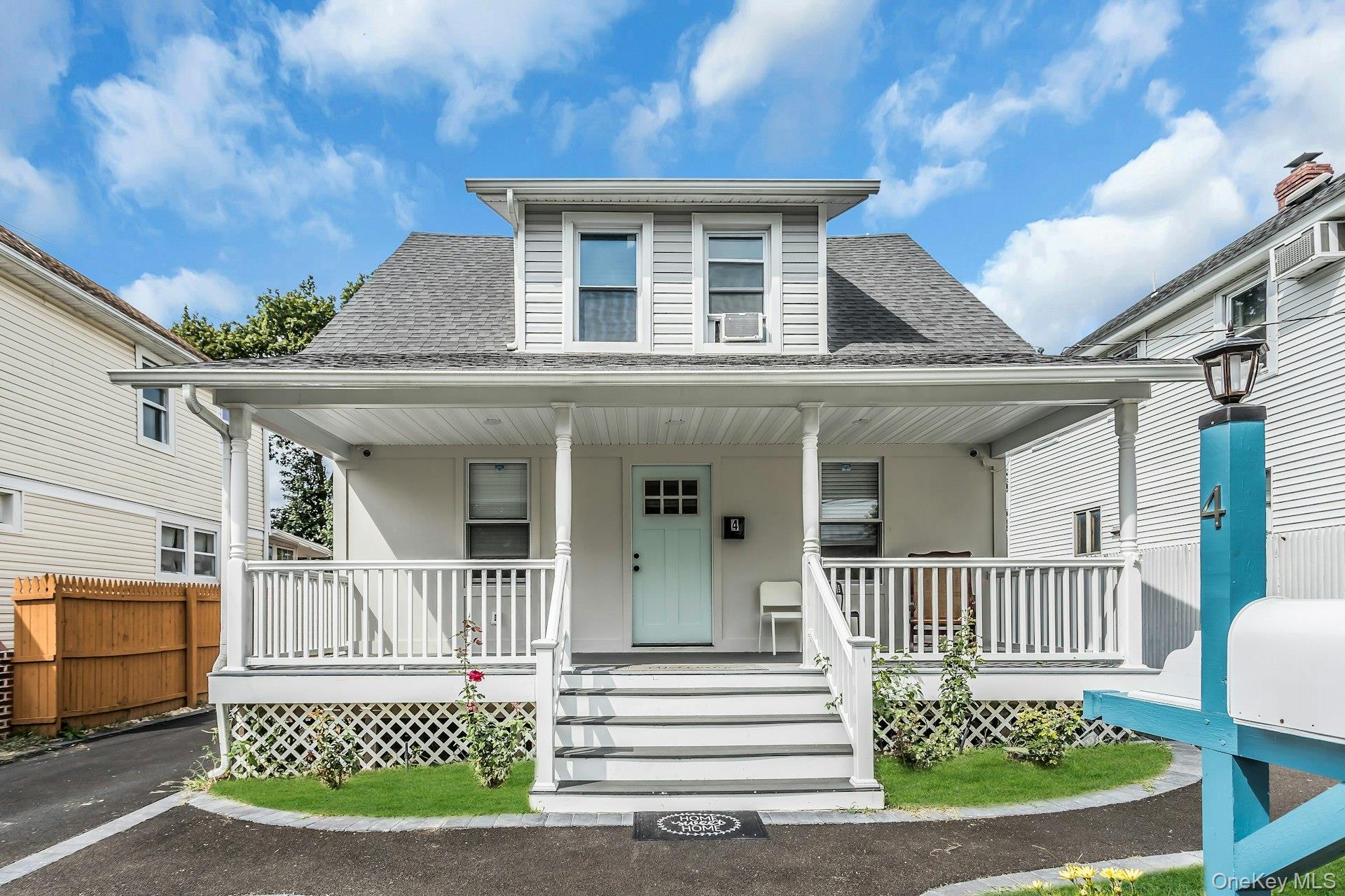 4 W 11th Street, Huntington Station, NY 11746