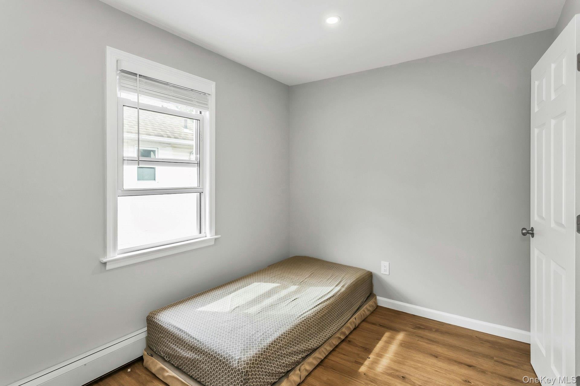 4 W 11th Street, Huntington Station, NY 11746