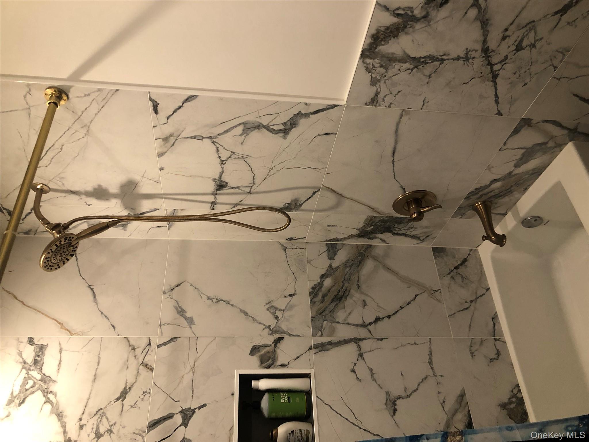 43 Richmond Boulevard # 3A, Ronkonkoma, NY 11779