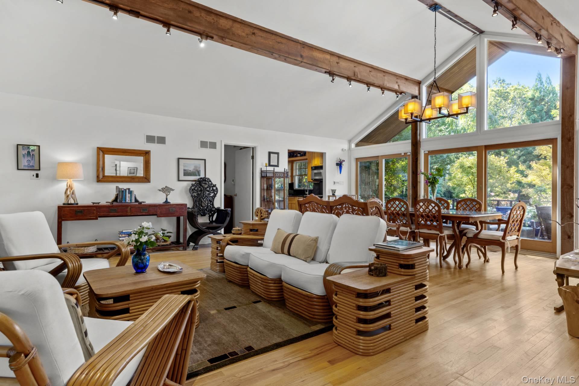 210 Treescape Drive, East Hampton, NY 11937