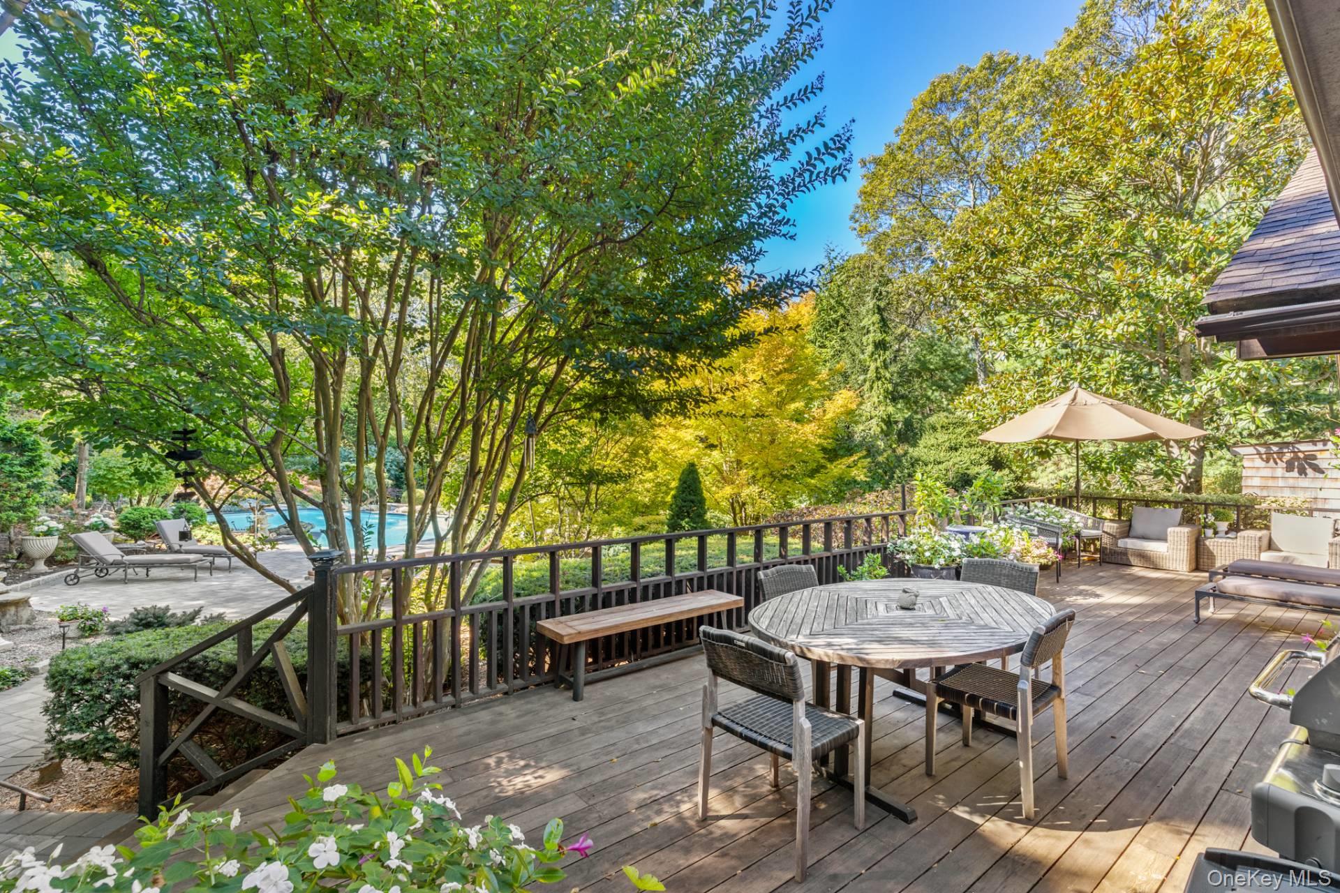 210 Treescape Drive, East Hampton, NY 11937