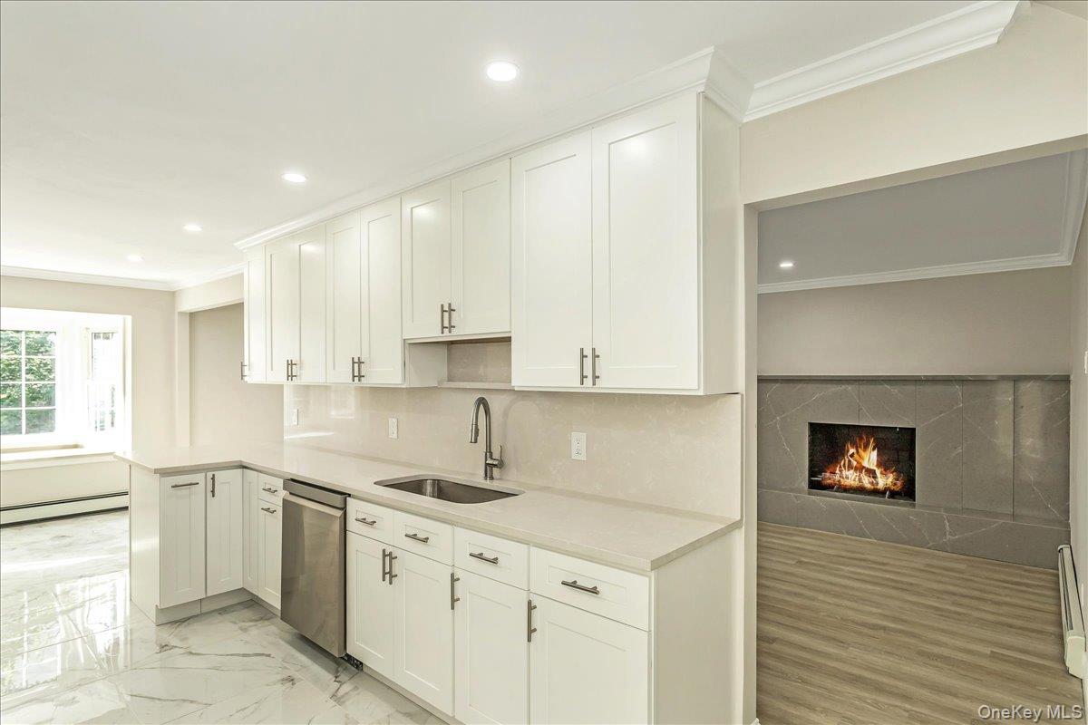 75 Wesleyan Road, Smithtown, NY 11787