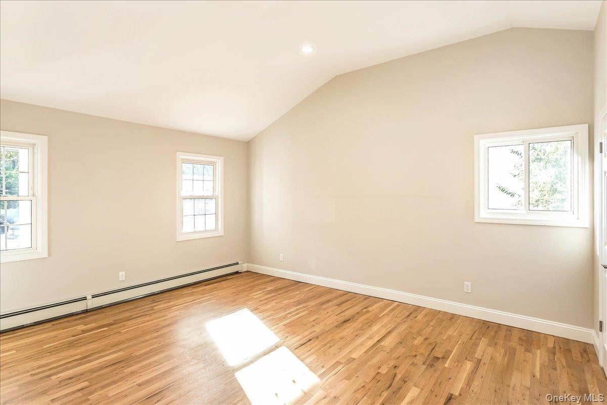 75 Wesleyan Road, Smithtown, NY 11787