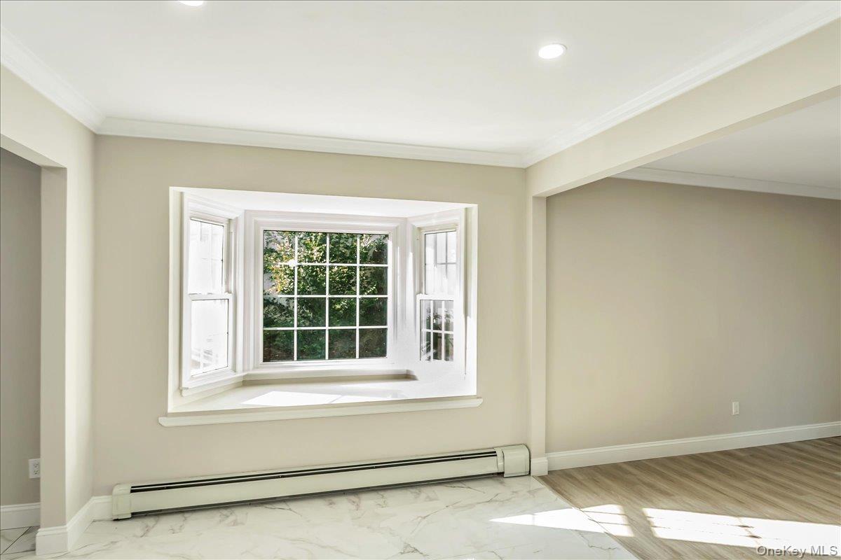 75 Wesleyan Road, Smithtown, NY 11787