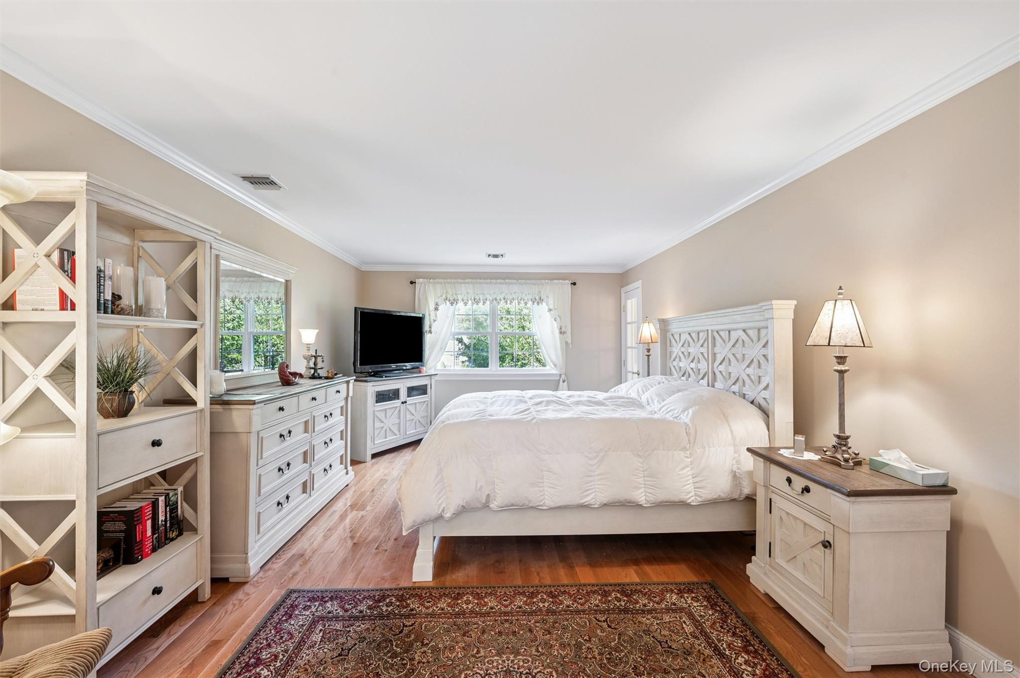 4 Palace Court, Manorville, NY 11949