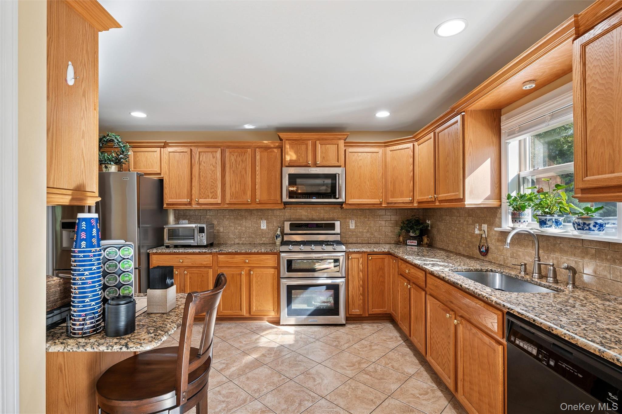 4 Palace Court, Manorville, NY 11949