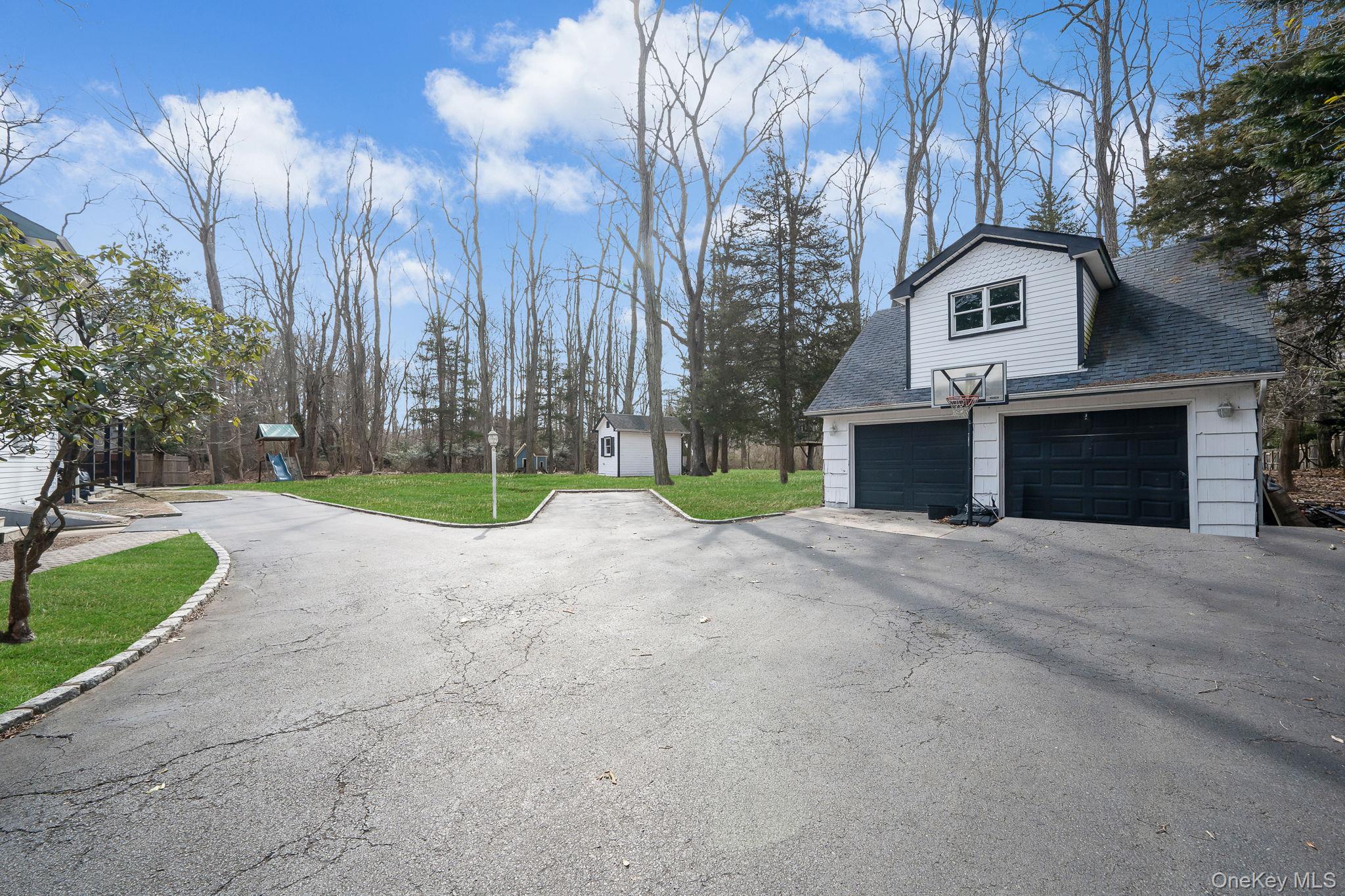 12 Lakeside Drive, Middle Island, NY 11953