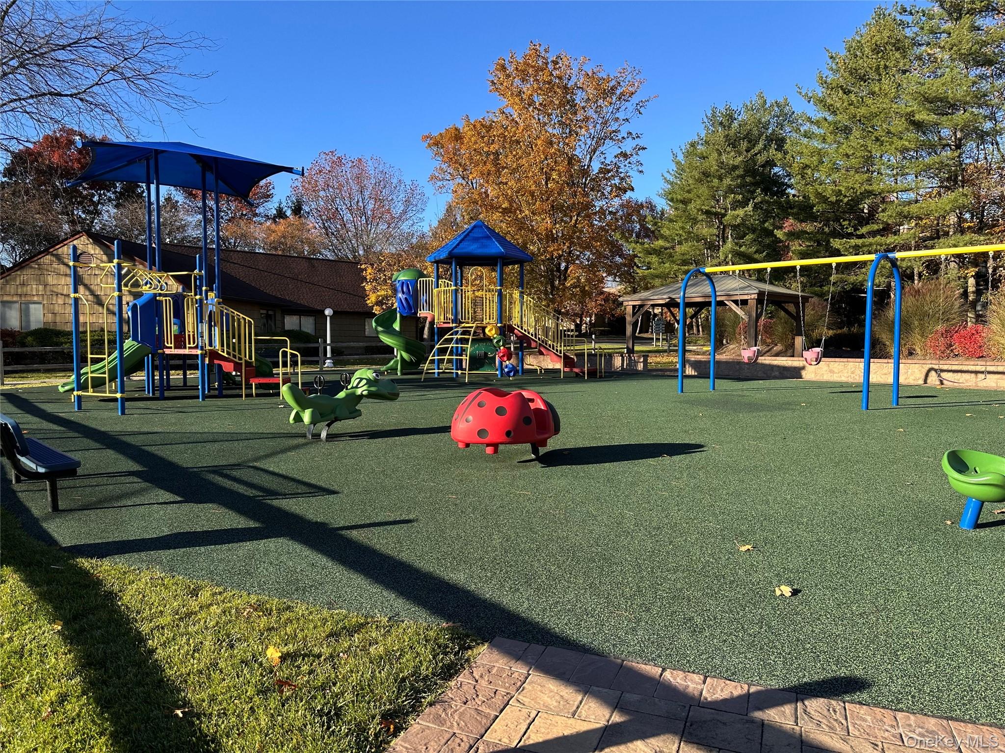 25 Vista Drive, Nanuet, NY 10954