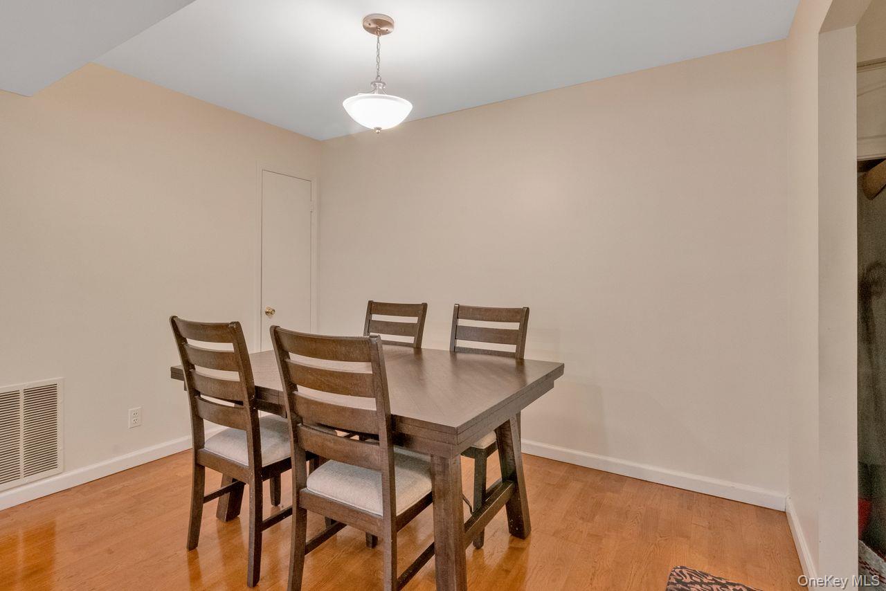 14 Bronxville Glen Drive, Bronxville, NY 10708