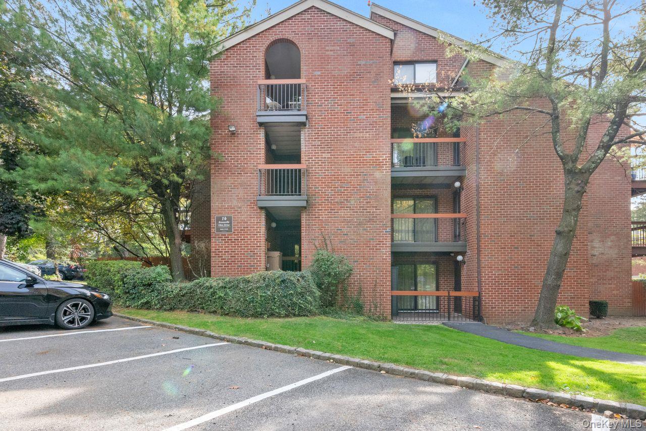 14 Bronxville Glen Drive, Bronxville, NY 10708