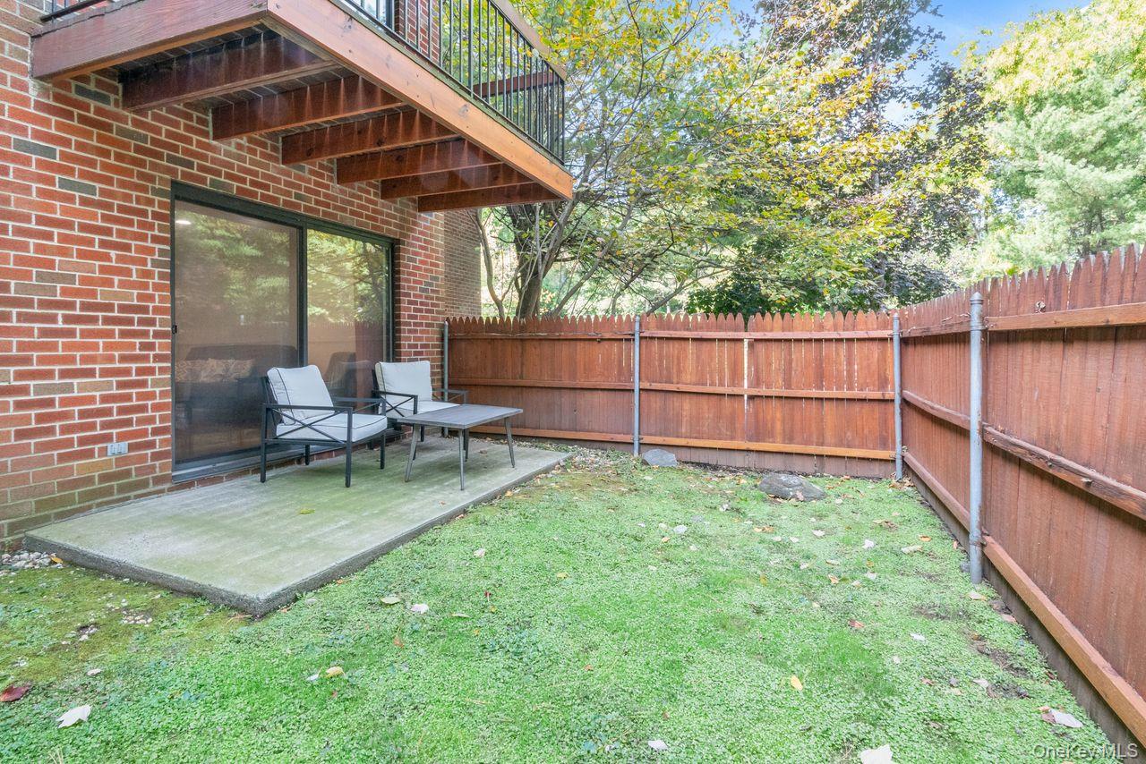 14 Bronxville Glen Drive, Bronxville, NY 10708