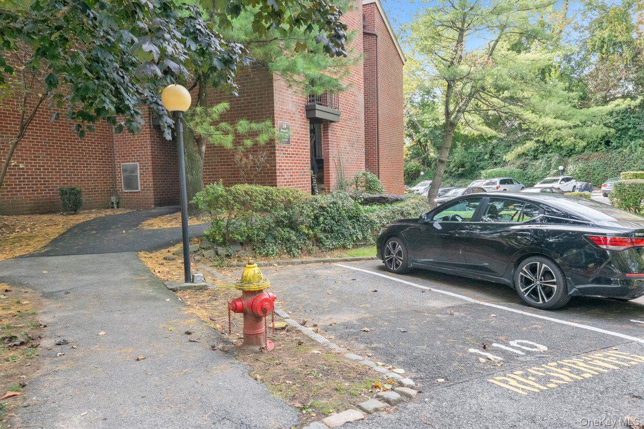 14 Bronxville Glen Drive, Bronxville, NY 10708