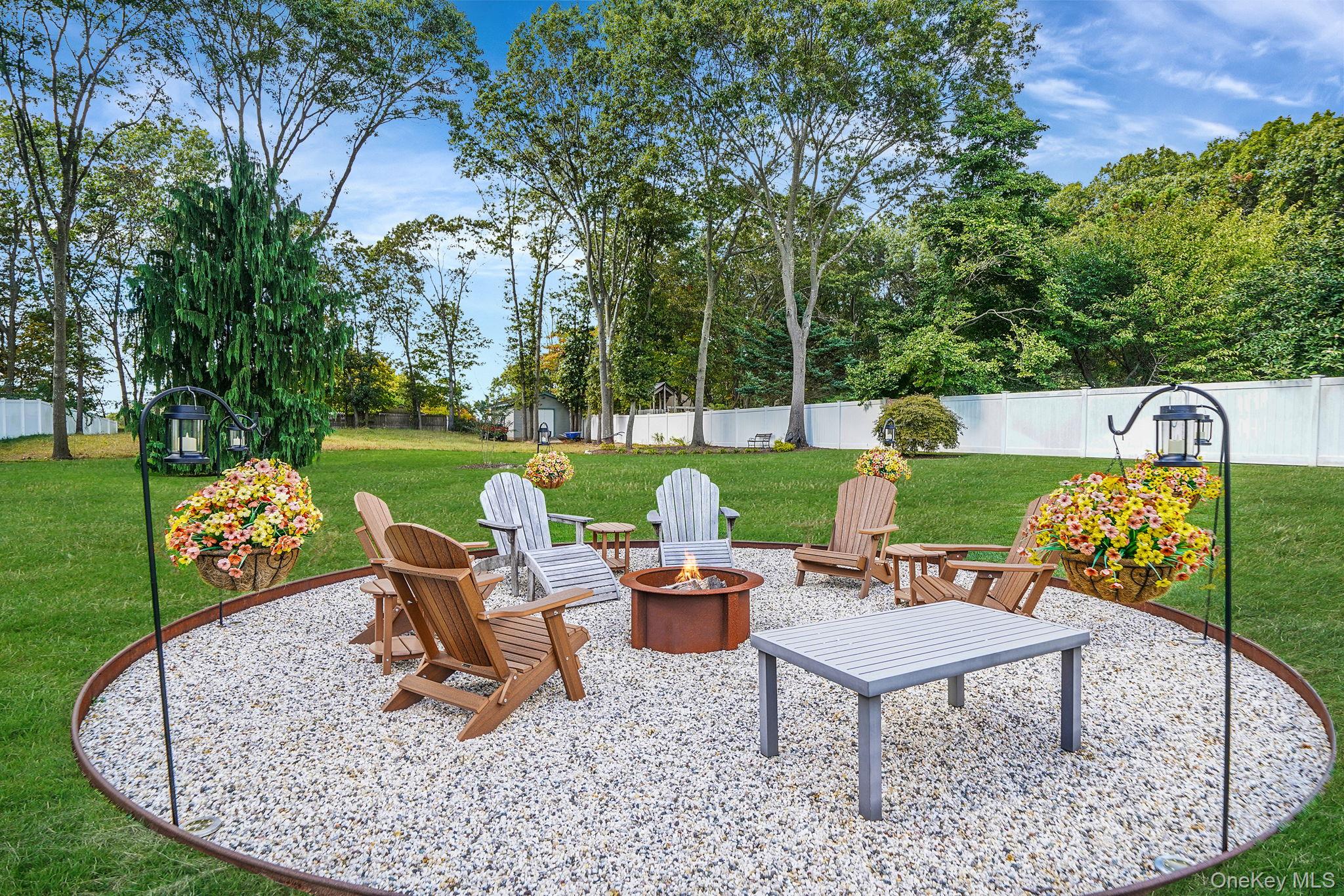 246 Roosevelt Boulevard, Hauppauge, NY 11788