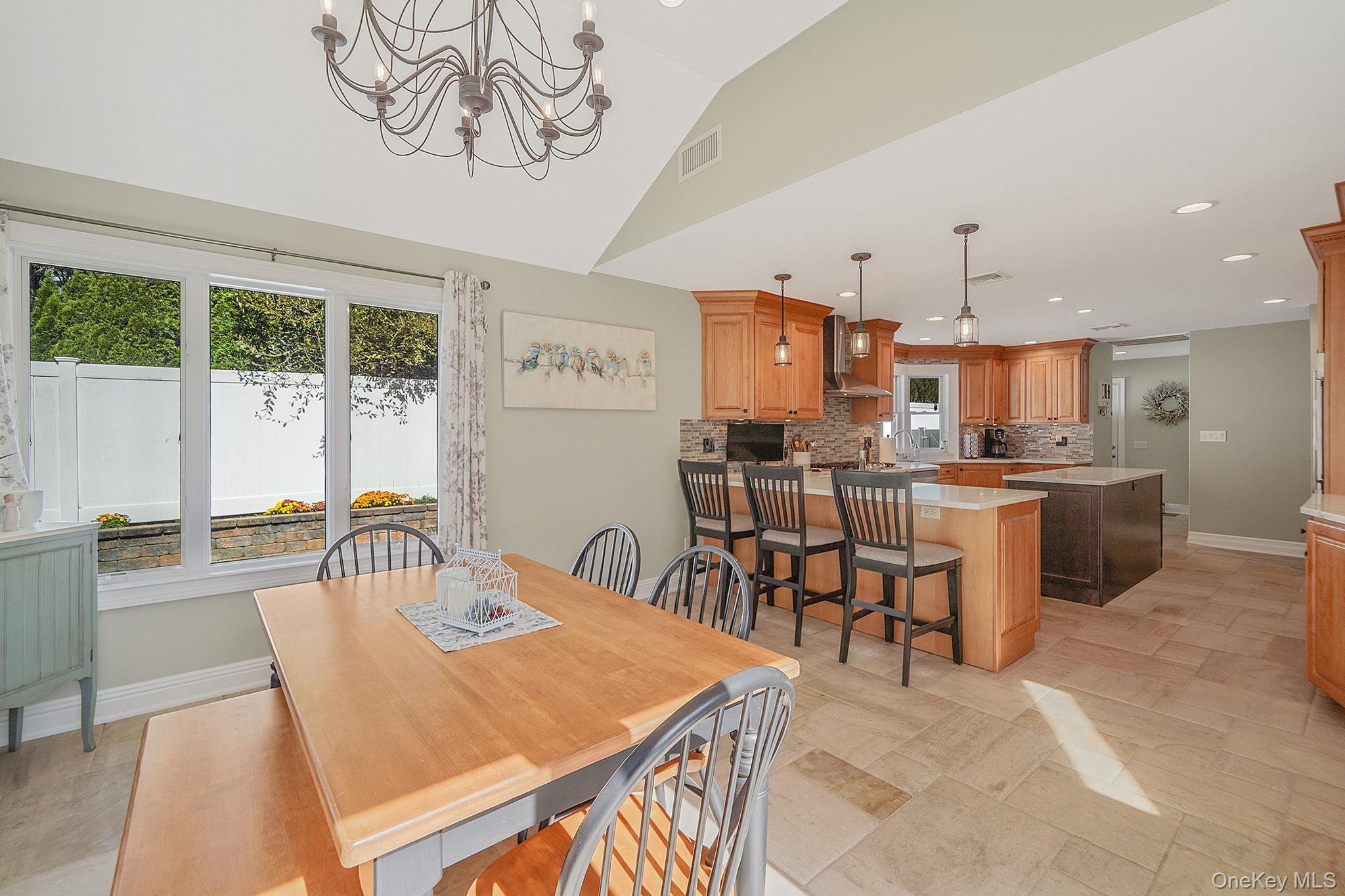 246 Roosevelt Boulevard, Hauppauge, NY 11788