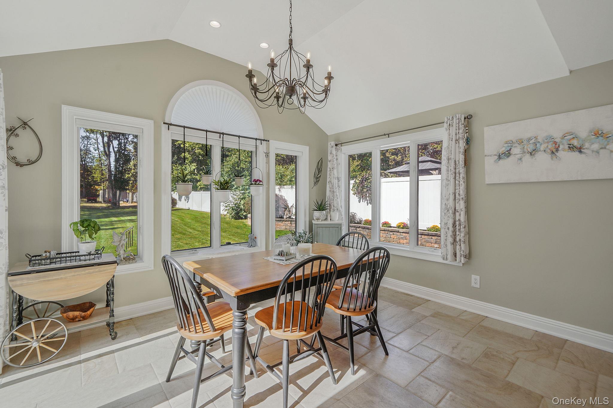 246 Roosevelt Boulevard, Hauppauge, NY 11788