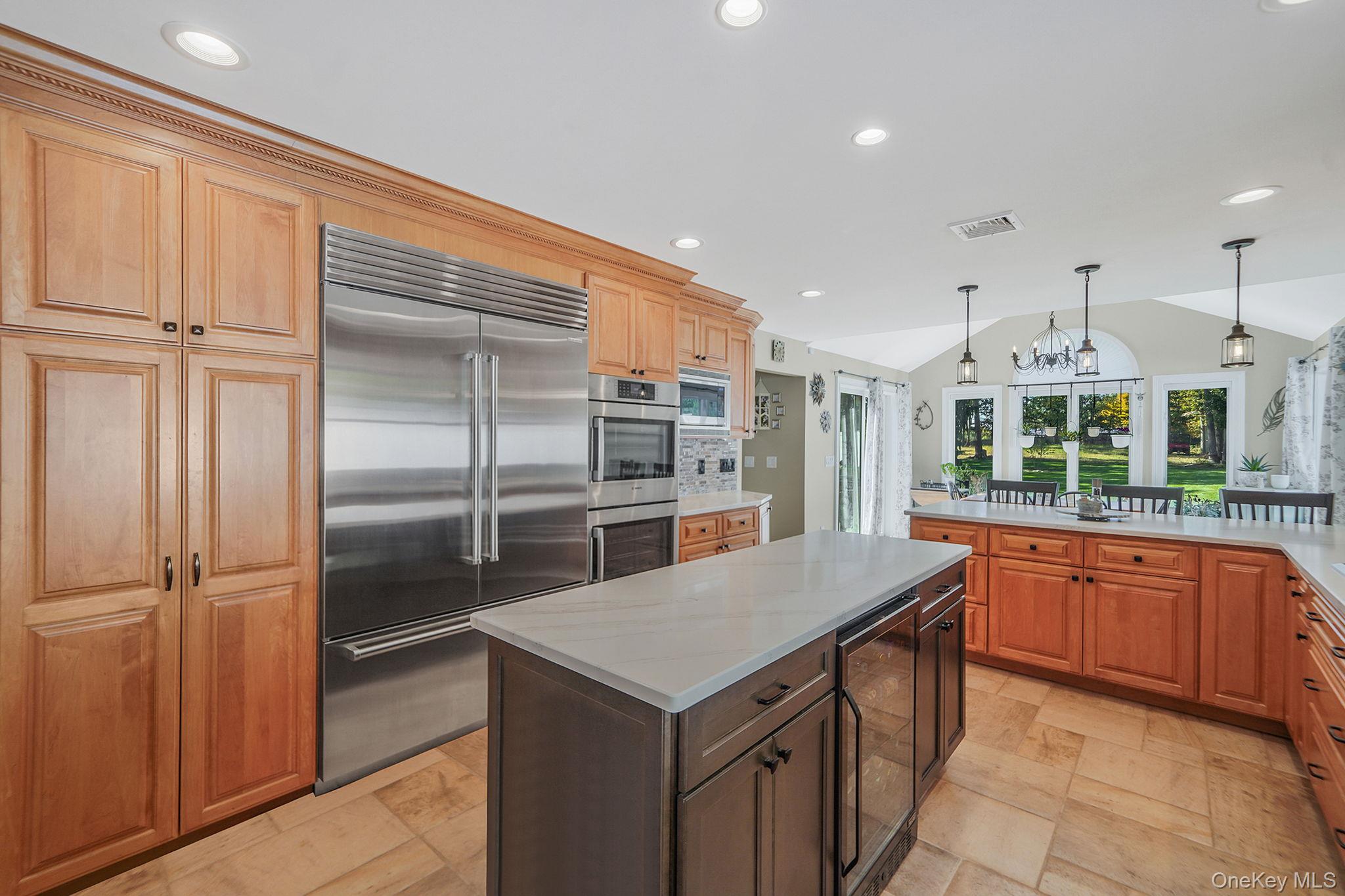 246 Roosevelt Boulevard, Hauppauge, NY 11788