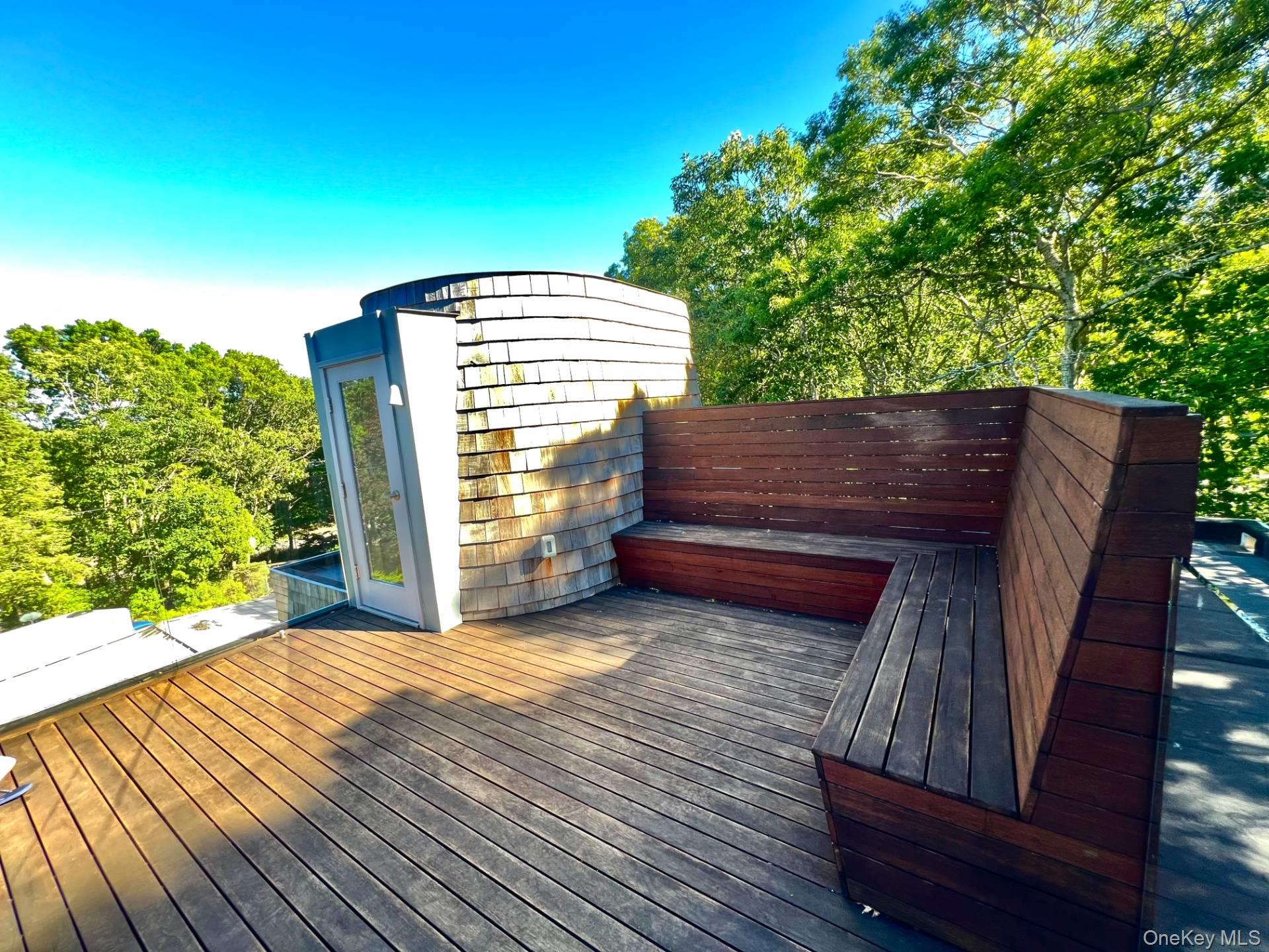 71 Island View Drive W, Sag Harbor, NY 11963