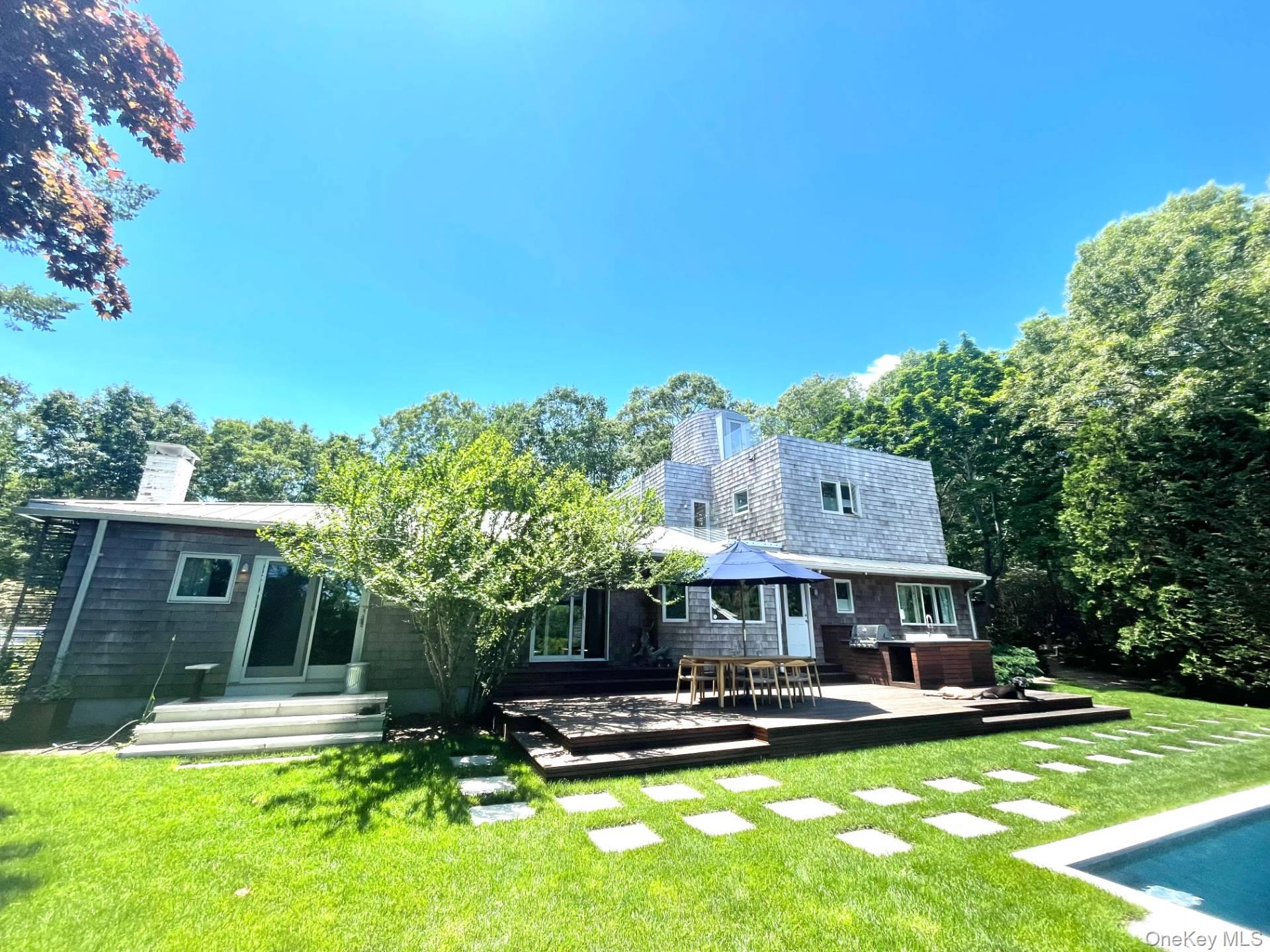 71 Island View Drive W, Sag Harbor, NY 11963