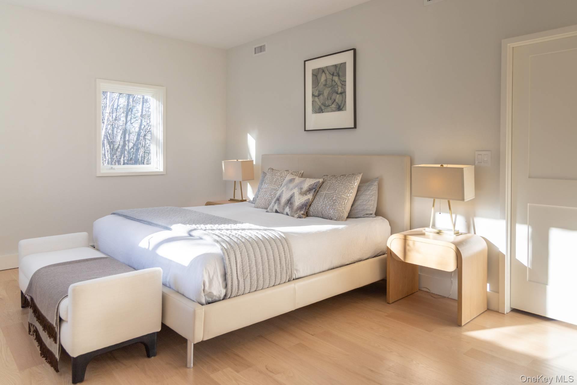 71 Island View Drive W, Sag Harbor, NY 11963