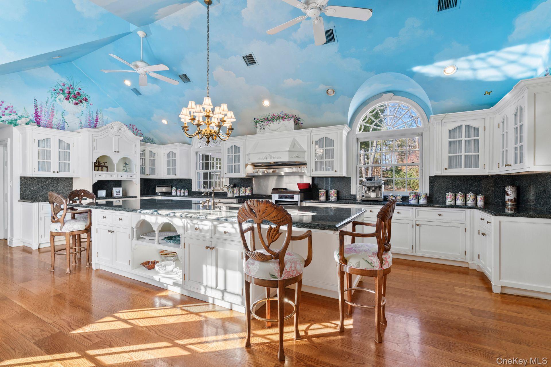 8 Stonegate Lane, Old Brookville, NY 11545