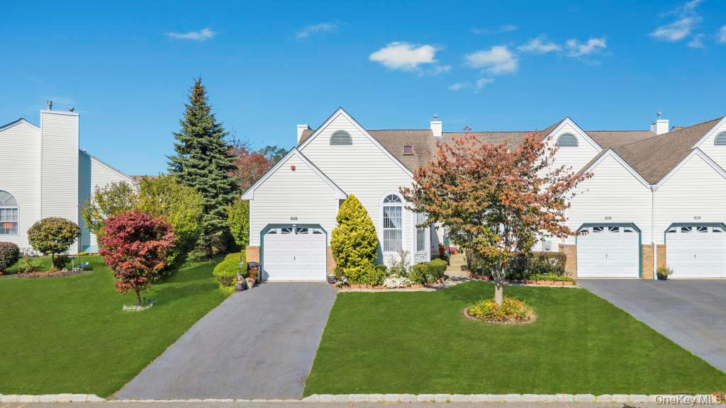 204 Caroline Court, Port Jefferson Station, NY 11776