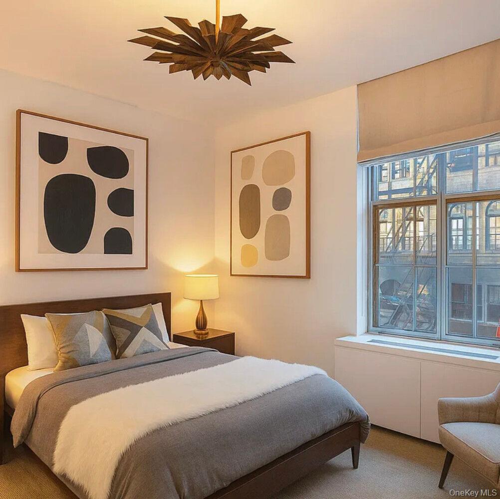 956 5TH Avenue # 2A, New York (Manhattan), NY 10075