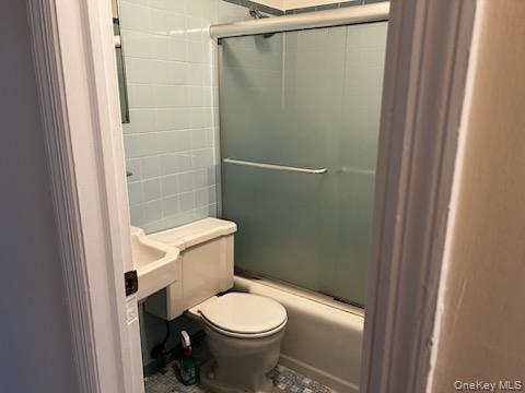 20 Oyster Bay Road # Back, Locust Valley, NY 11560