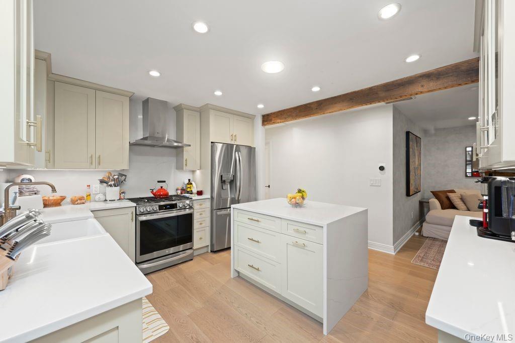 93 Beacon Avenue, Staten Island, NY 10306