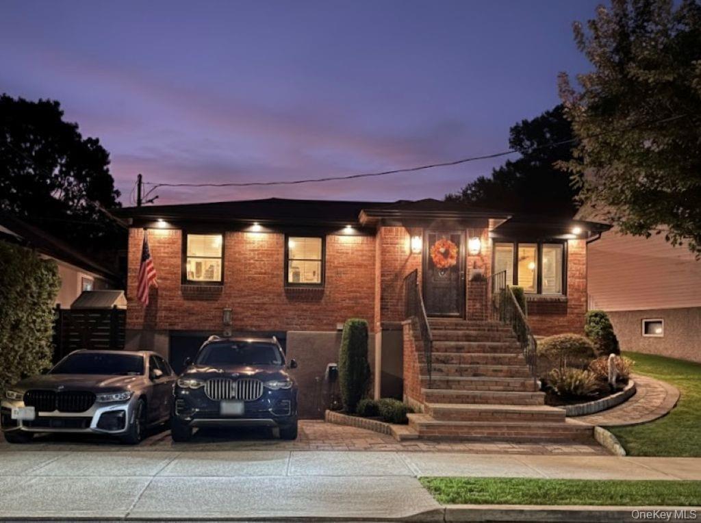 93 Beacon Avenue, Staten Island, NY 10306