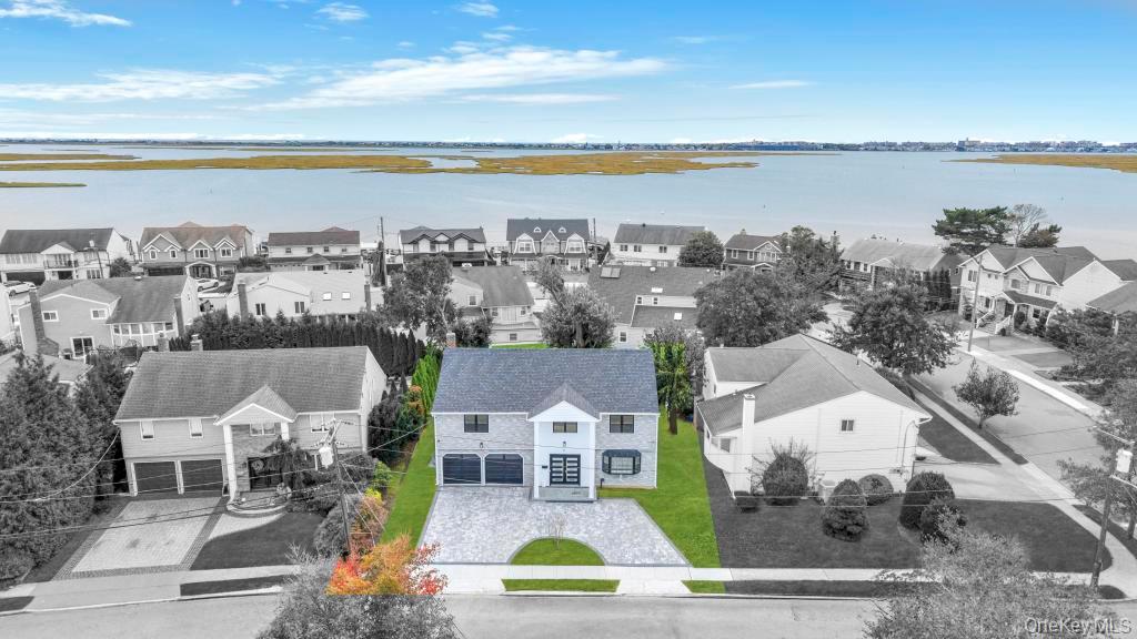 94 jeffery Lane, Oceanside, NY 11572