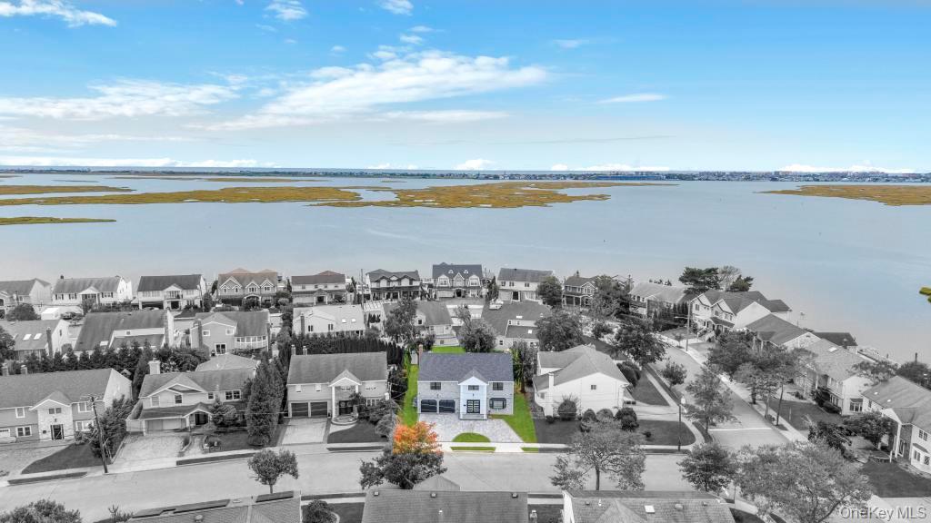 94 jeffery Lane, Oceanside, NY 11572