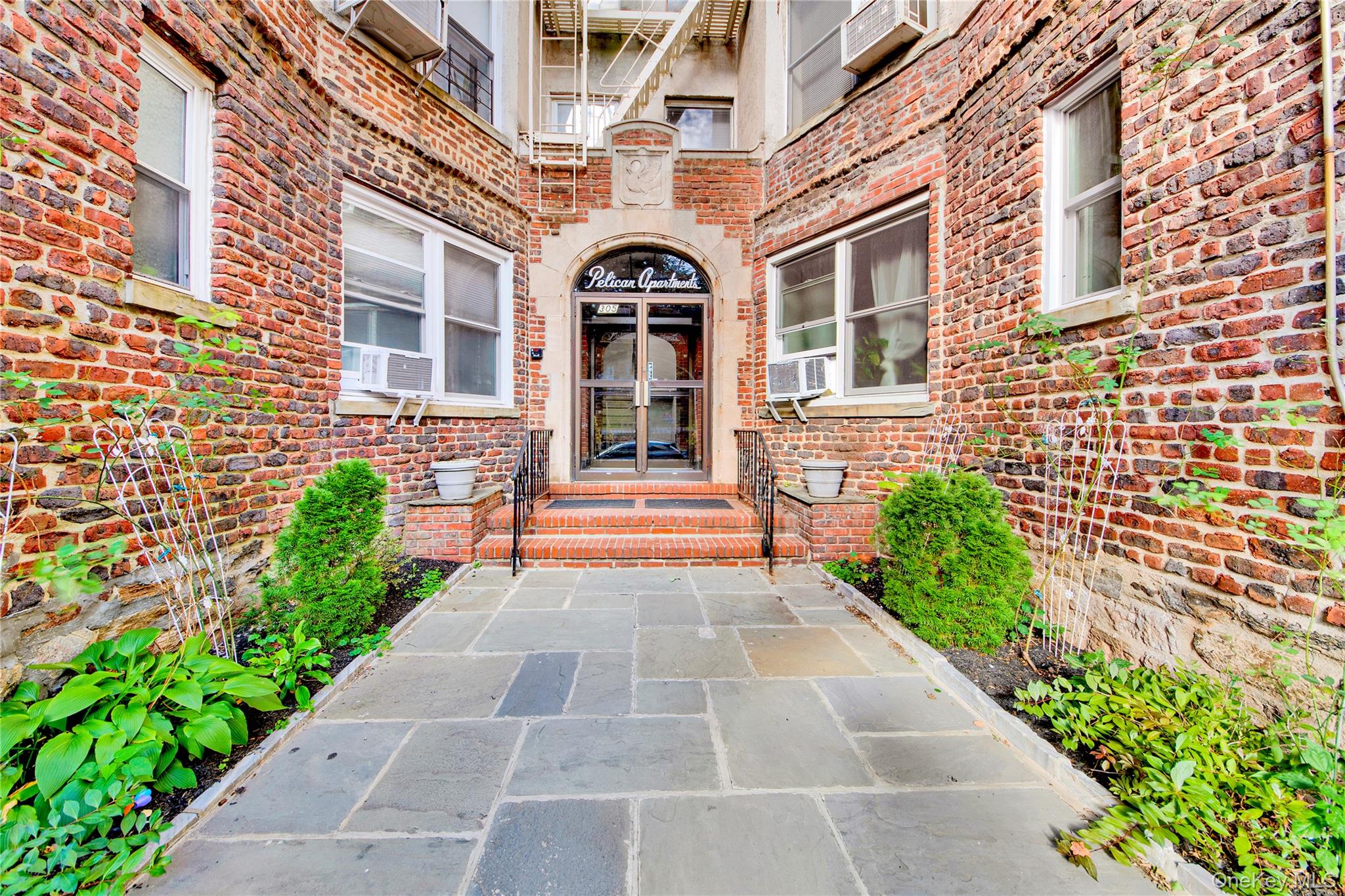 305 Sixth Ave # 6A, Pelham, NY 10803