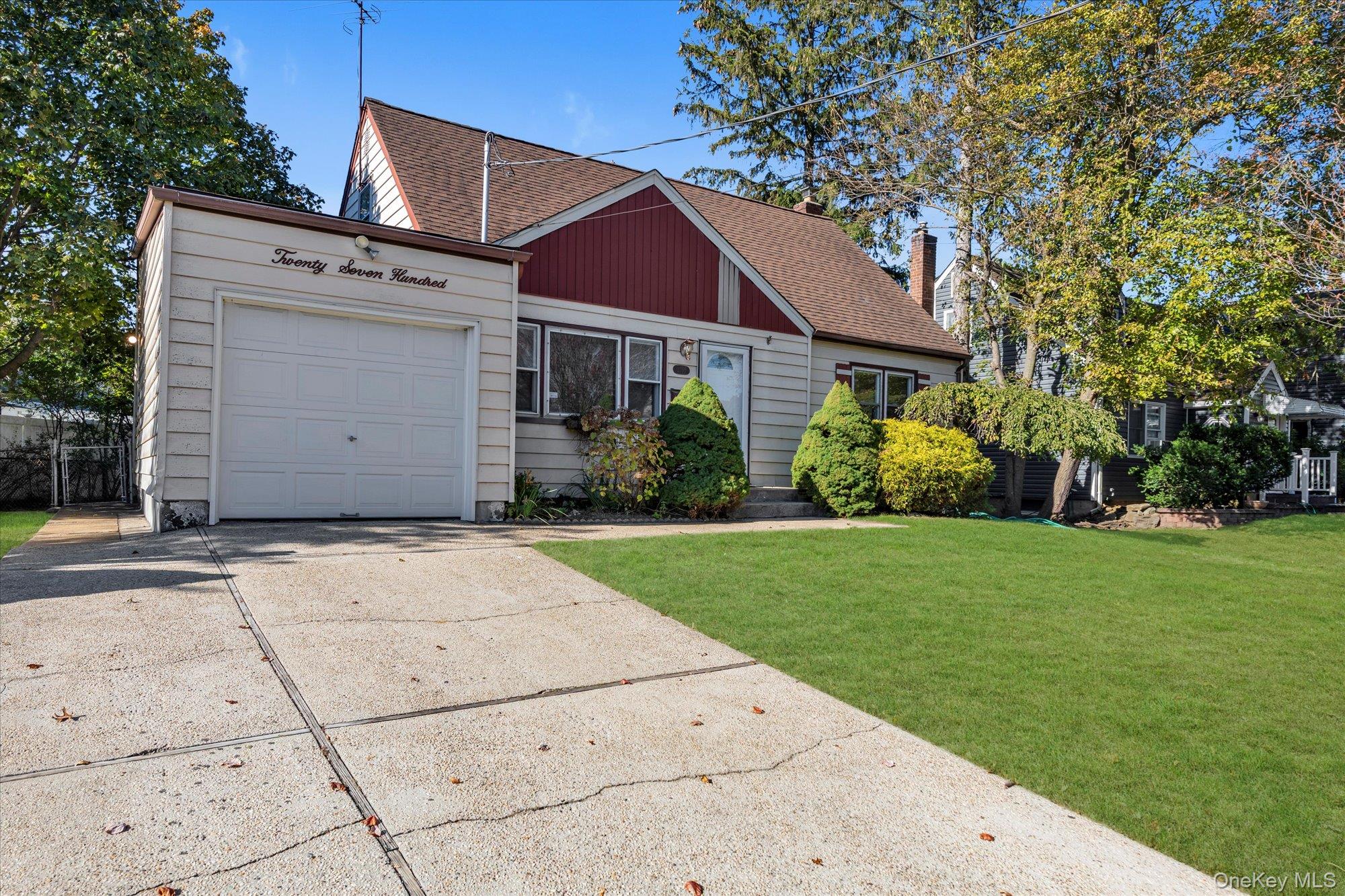 2700 Fox Road, Baldwin, NY 11510