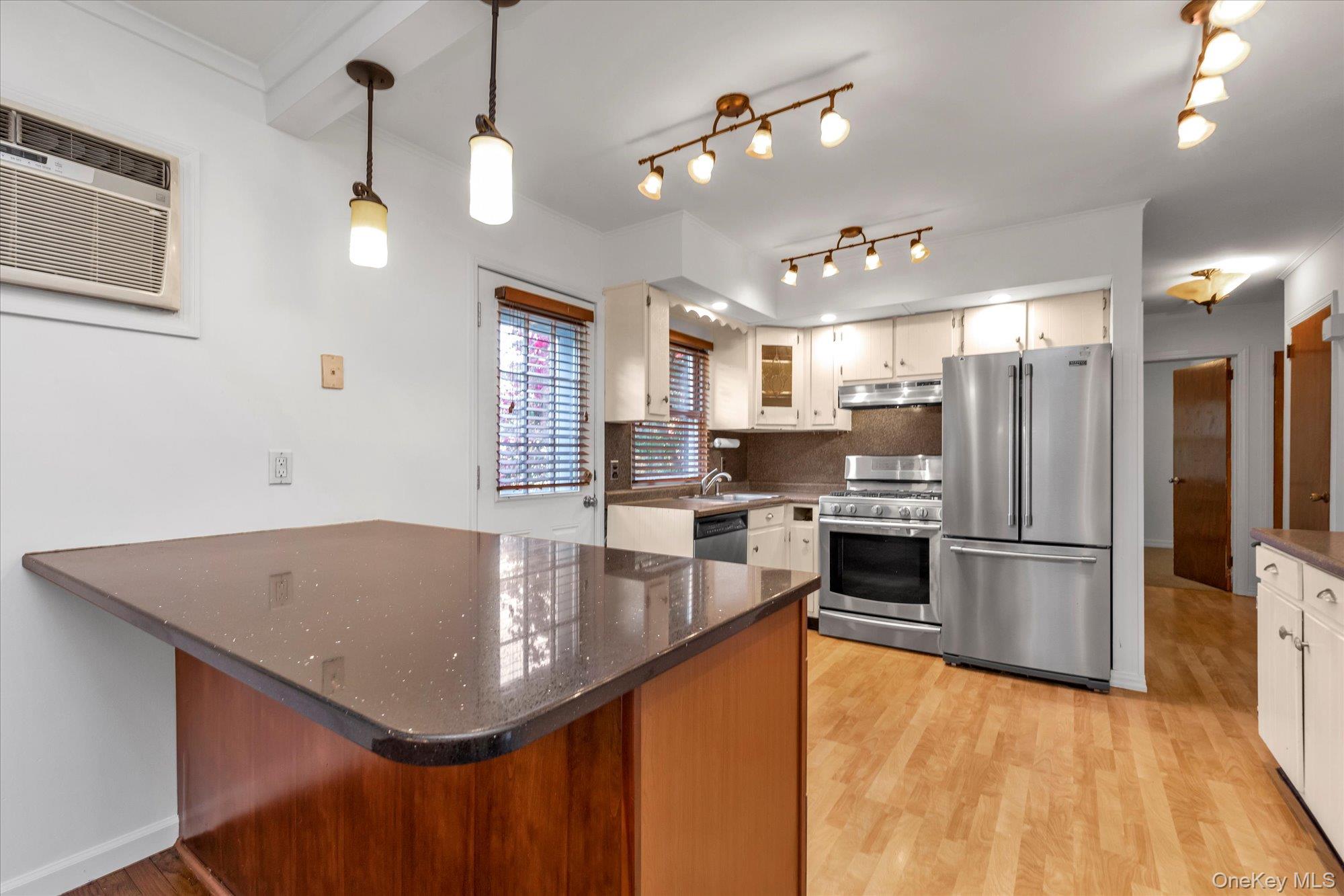 2700 Fox Road, Baldwin, NY 11510