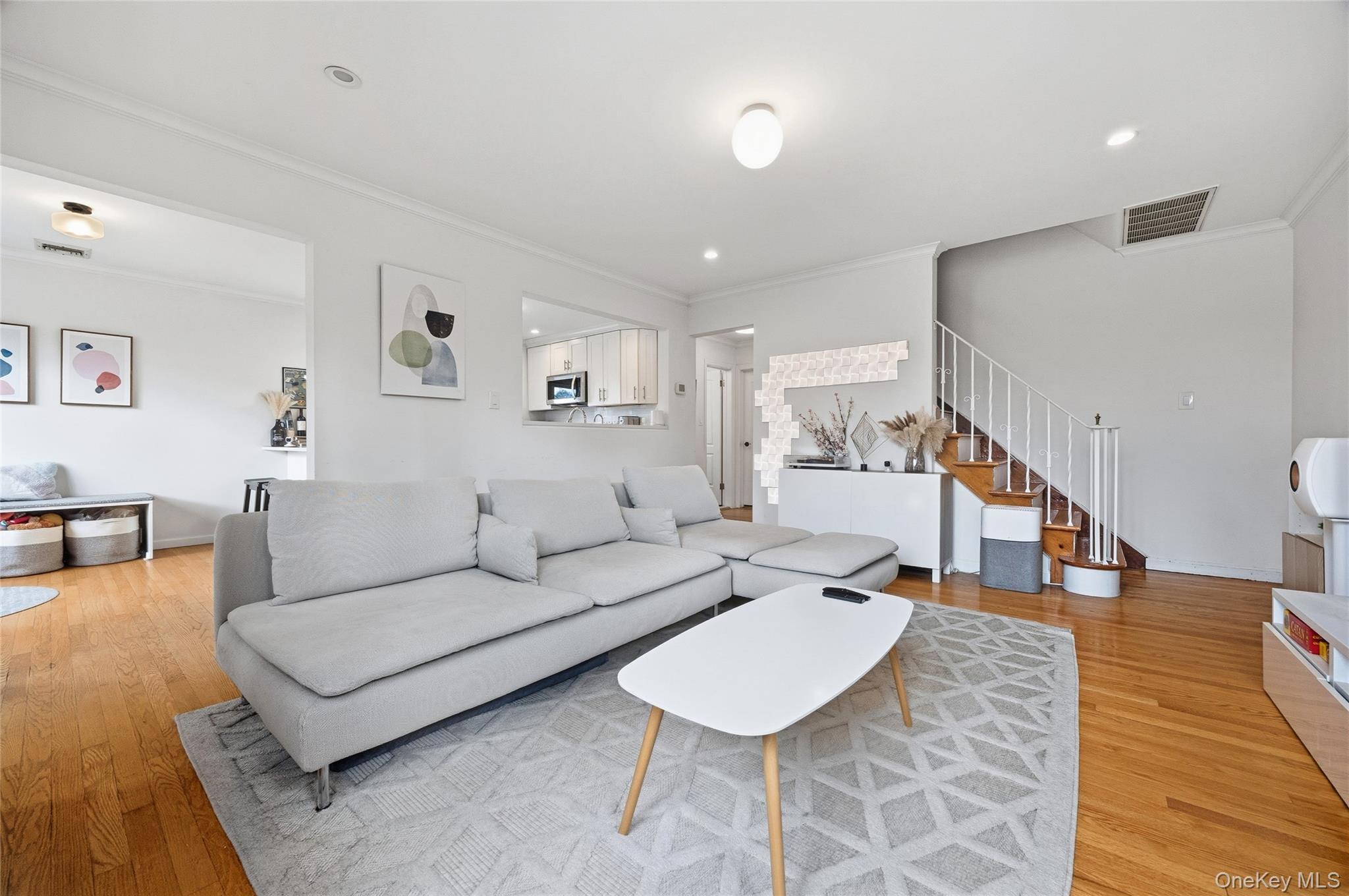 700 Covert Avenue, New Hyde Park, NY 11040