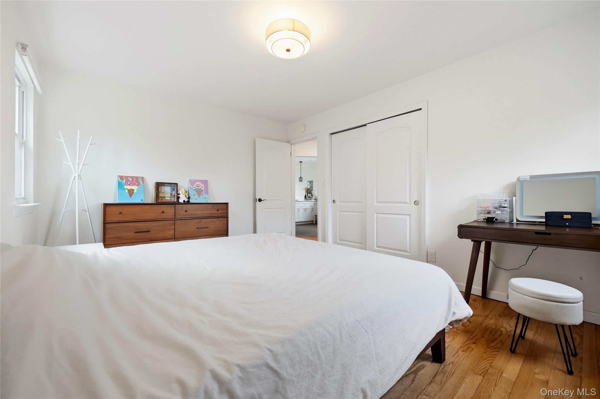 700 Covert Avenue, New Hyde Park, NY 11040