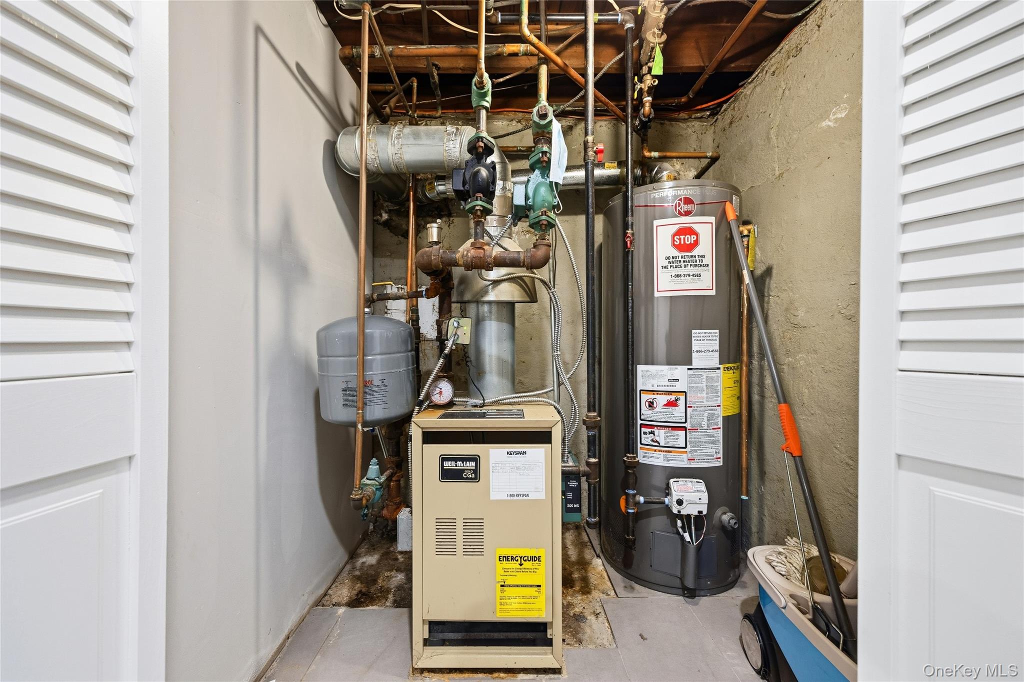 700 Covert Avenue, New Hyde Park, NY 11040