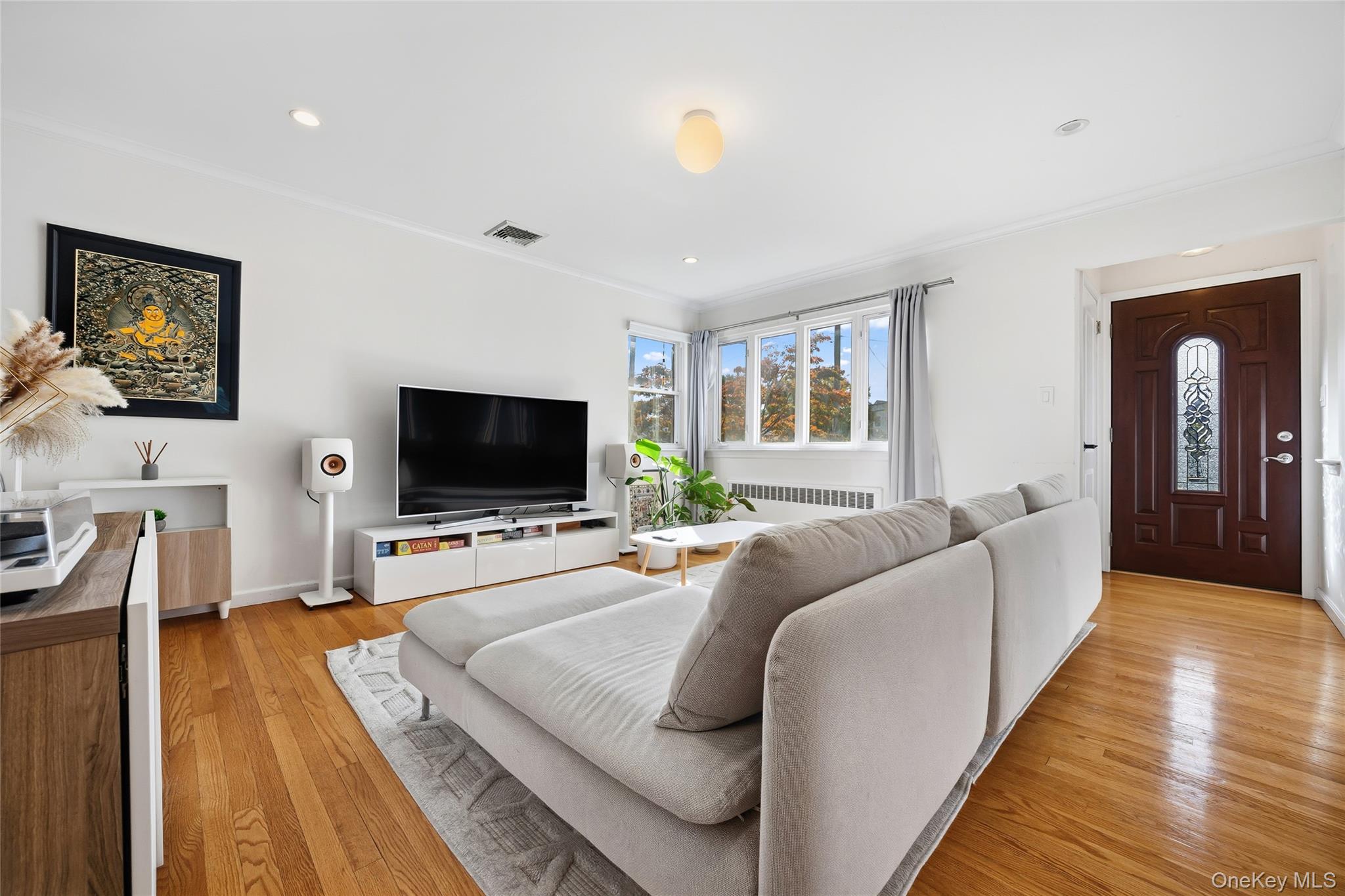 700 Covert Avenue, New Hyde Park, NY 11040