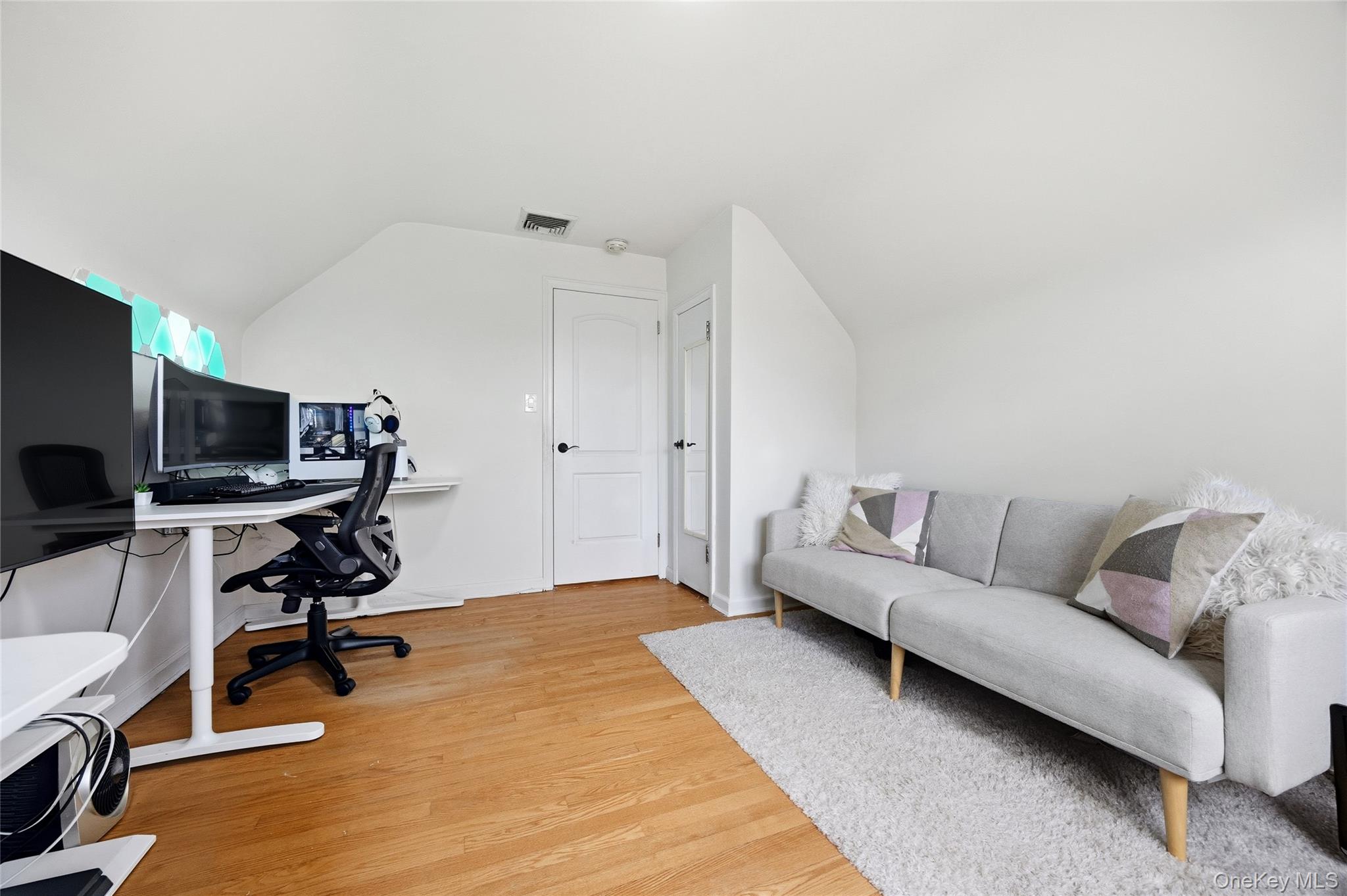 700 Covert Avenue, New Hyde Park, NY 11040