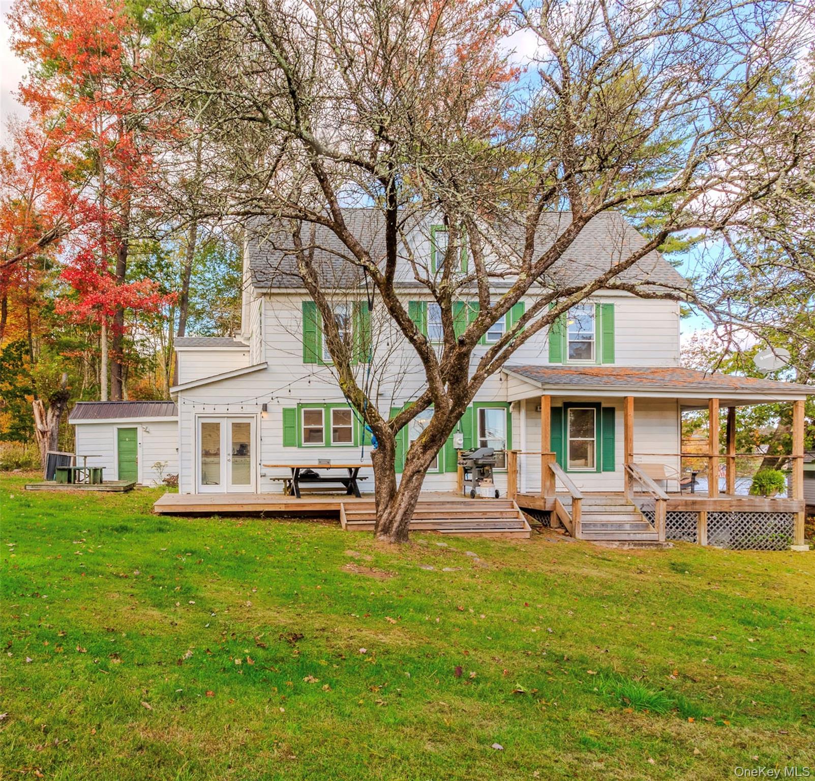 6658 State Route 52, Lake Huntington, NY 12752