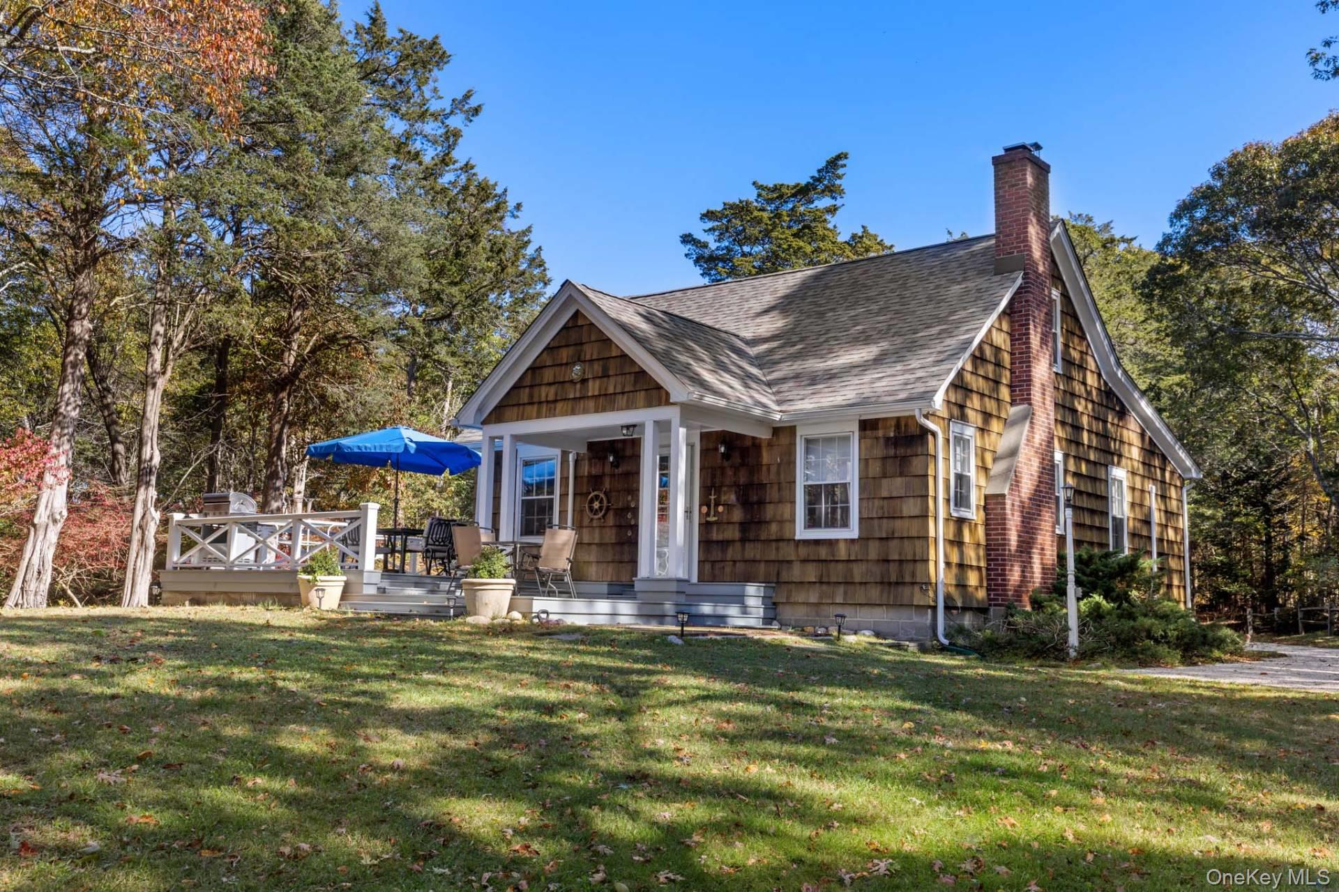 289 Three Mile Harbor Hog Creek Road, East Hampton, NY 11937