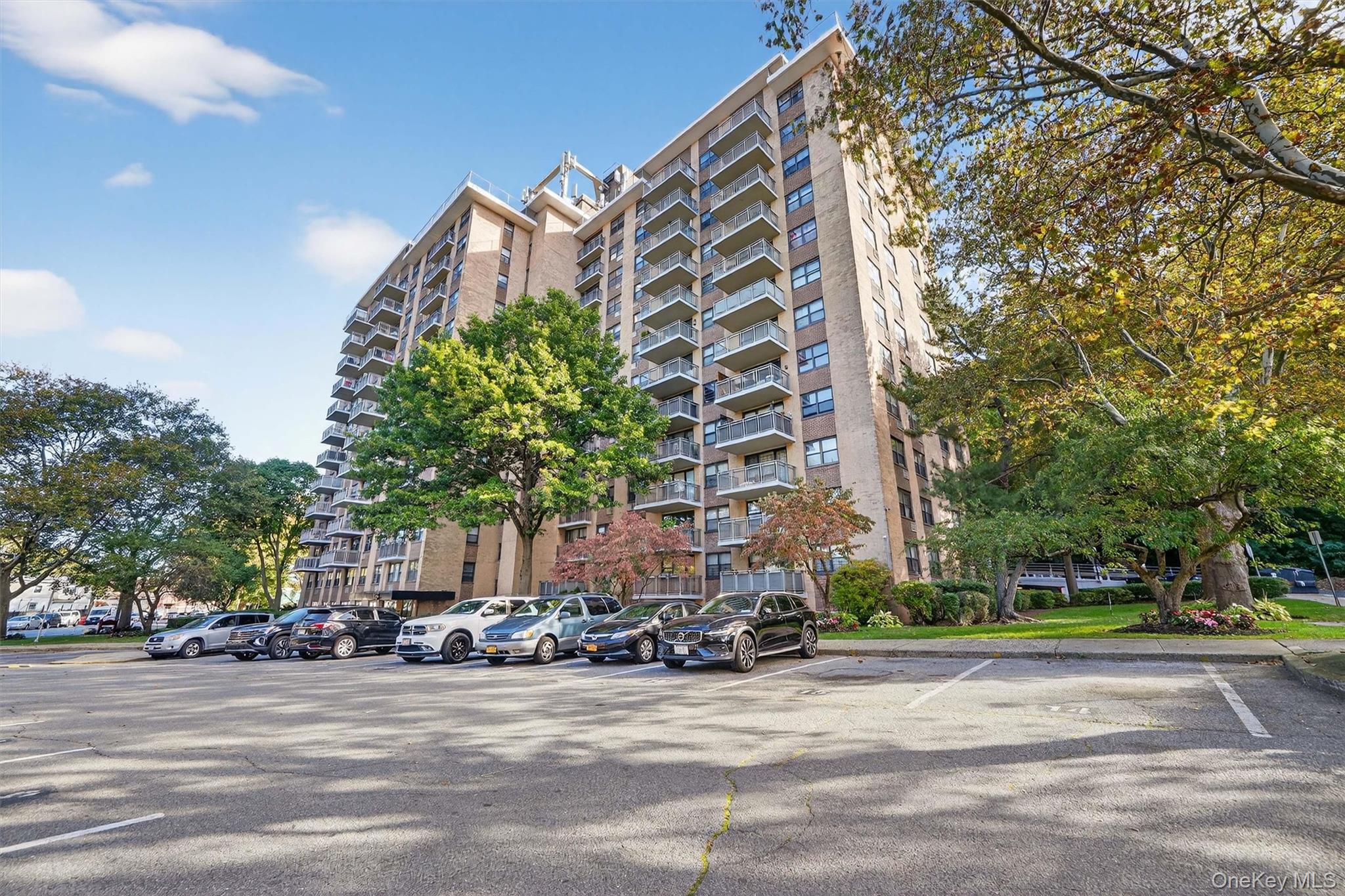 155 Ferris Avenue # #12L, White Plains, NY 10603