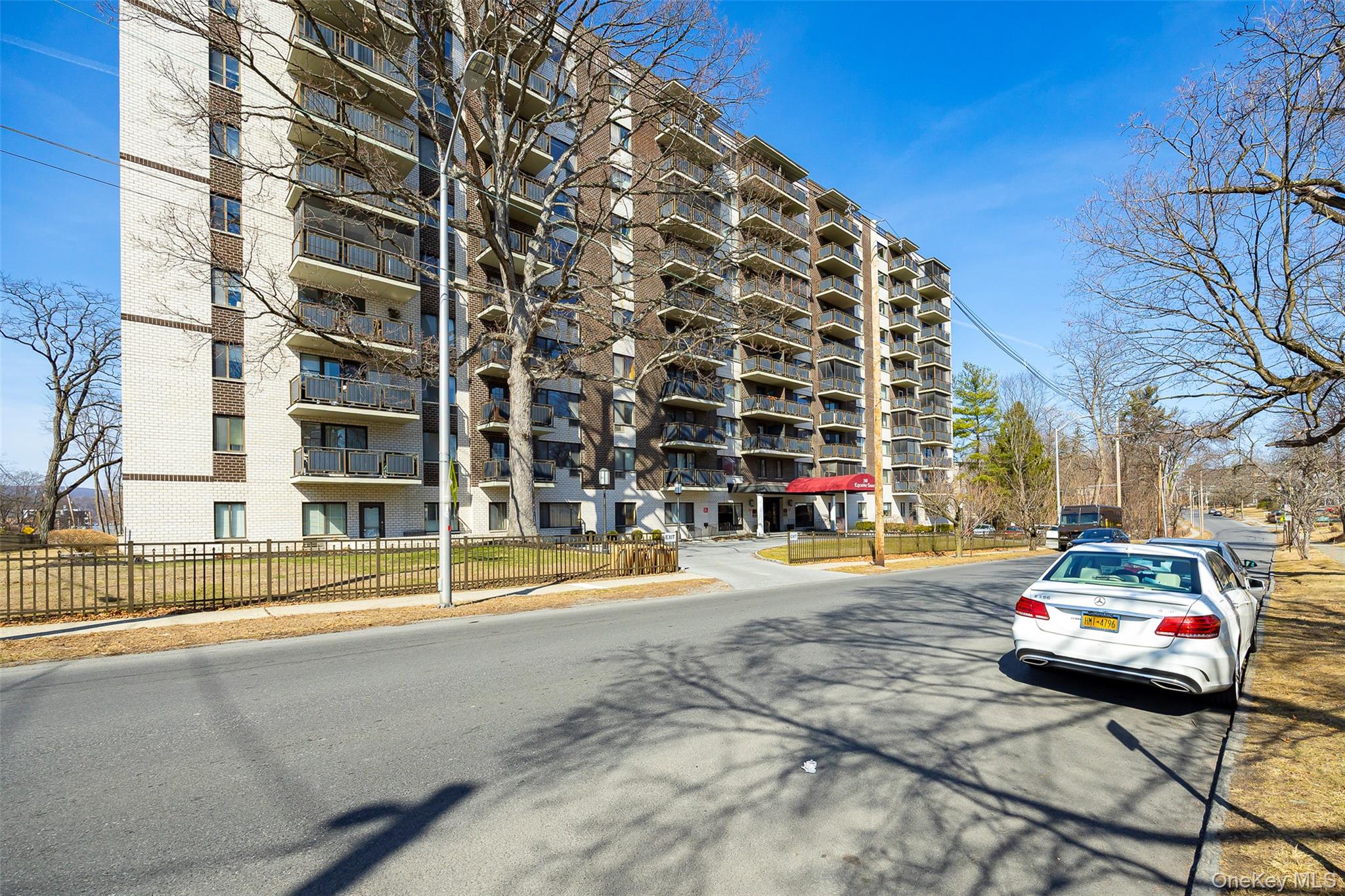 160 Academy # 10N, Poughkeepsie, NY 12601