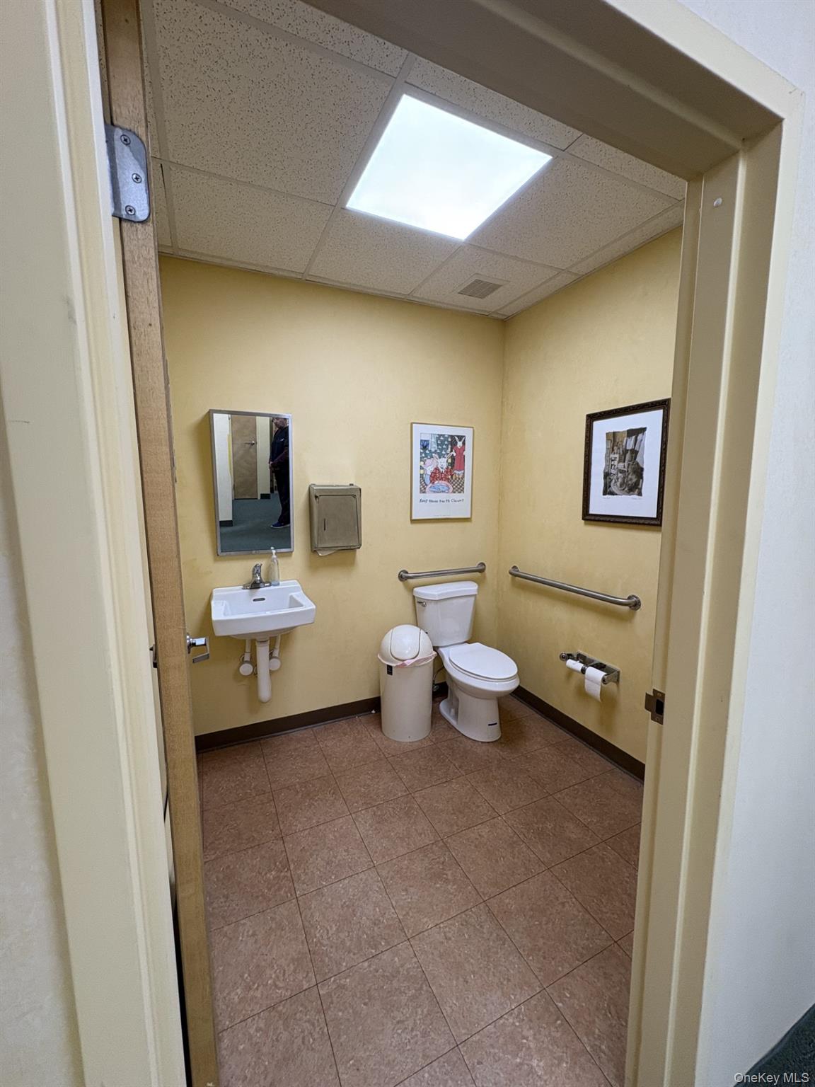 312 Bedford Avenue # A, Bellmore, NY 11710