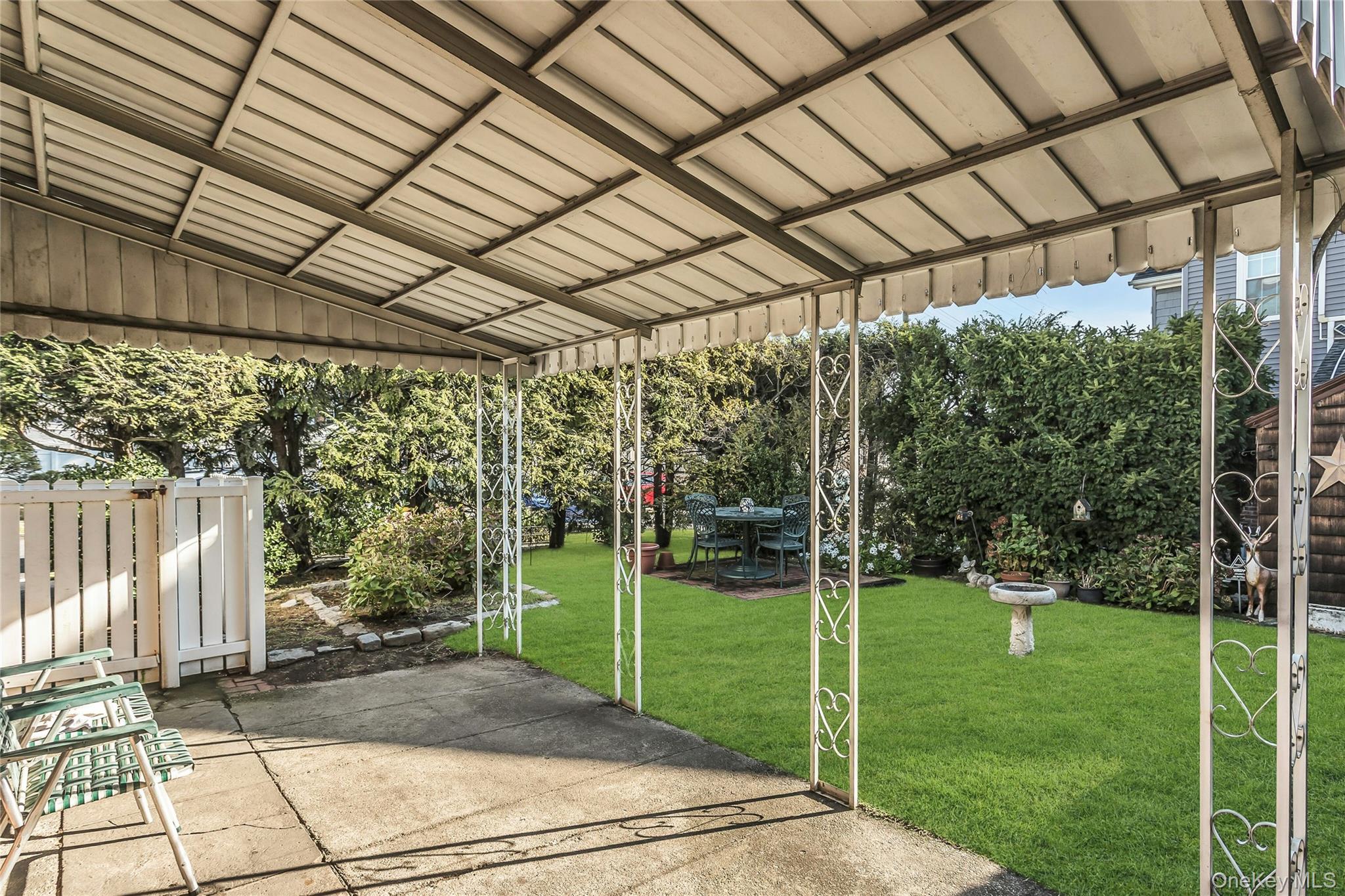 24402 137th Road, Rosedale, NY 11422