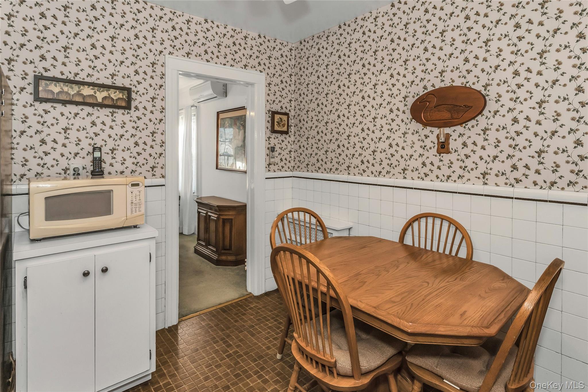 24402 137th Road, Rosedale, NY 11422