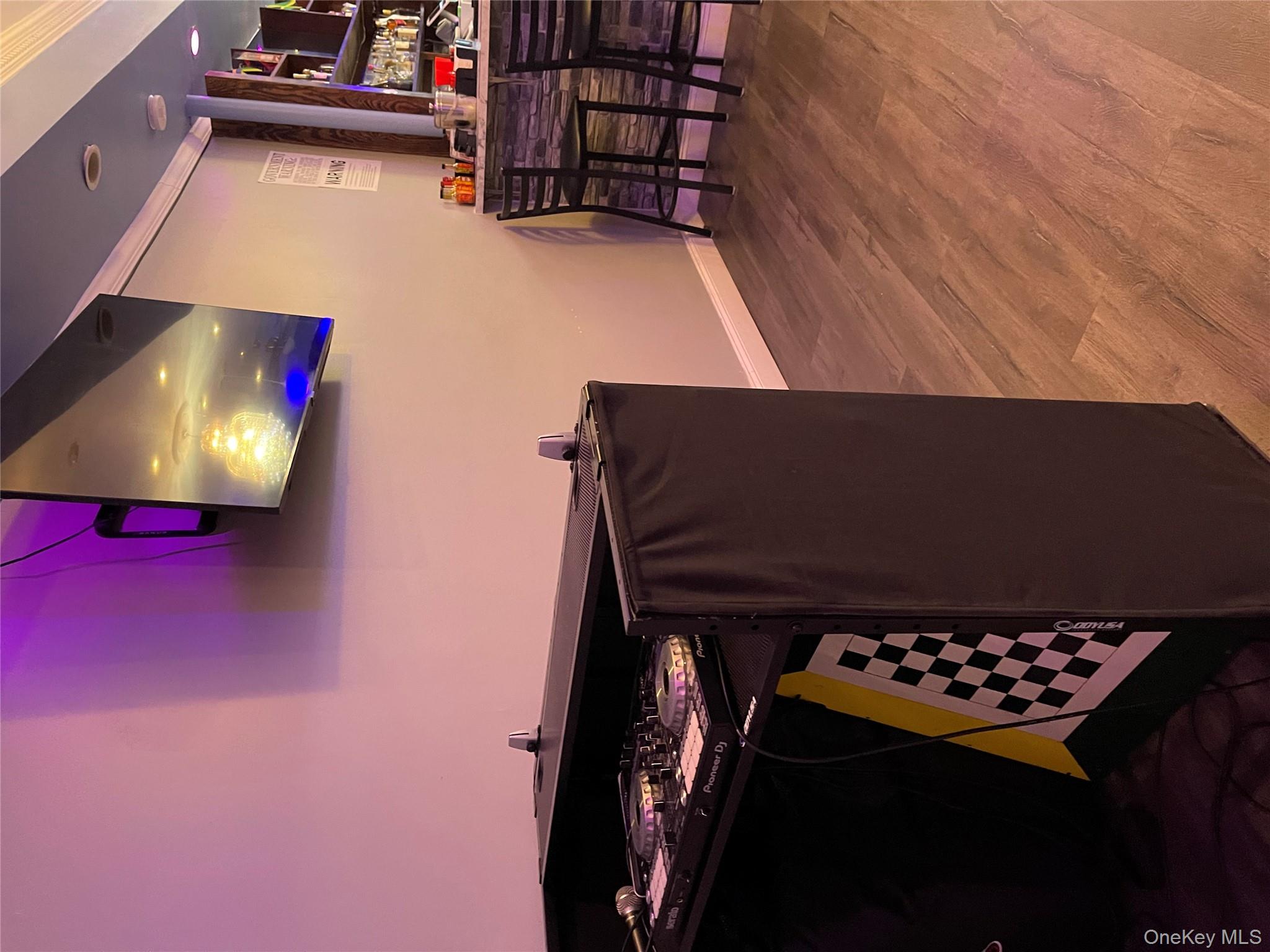 77-02 164 Street # 1 Floor, Fresh Meadows, NY 11366